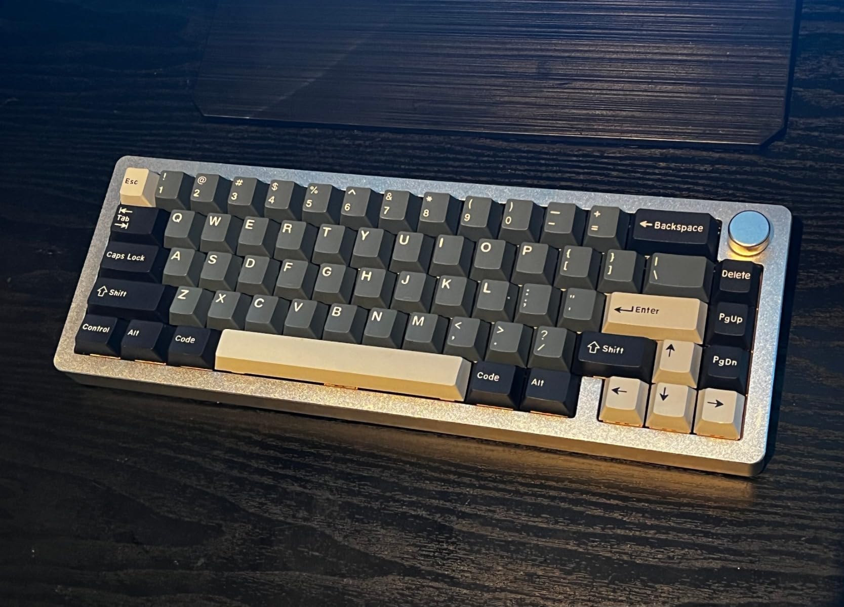 BOYI GMK67Pro Keyboard Barebones Kit,QMK/VIA Programmable BT5.0/2.4G/Type-C Tri-Mode Wireless RGB Gasket Mounted 65% Mini Custom RGB Mechanical Keyboard with Knob DIY Kit(Black) customer photo 1