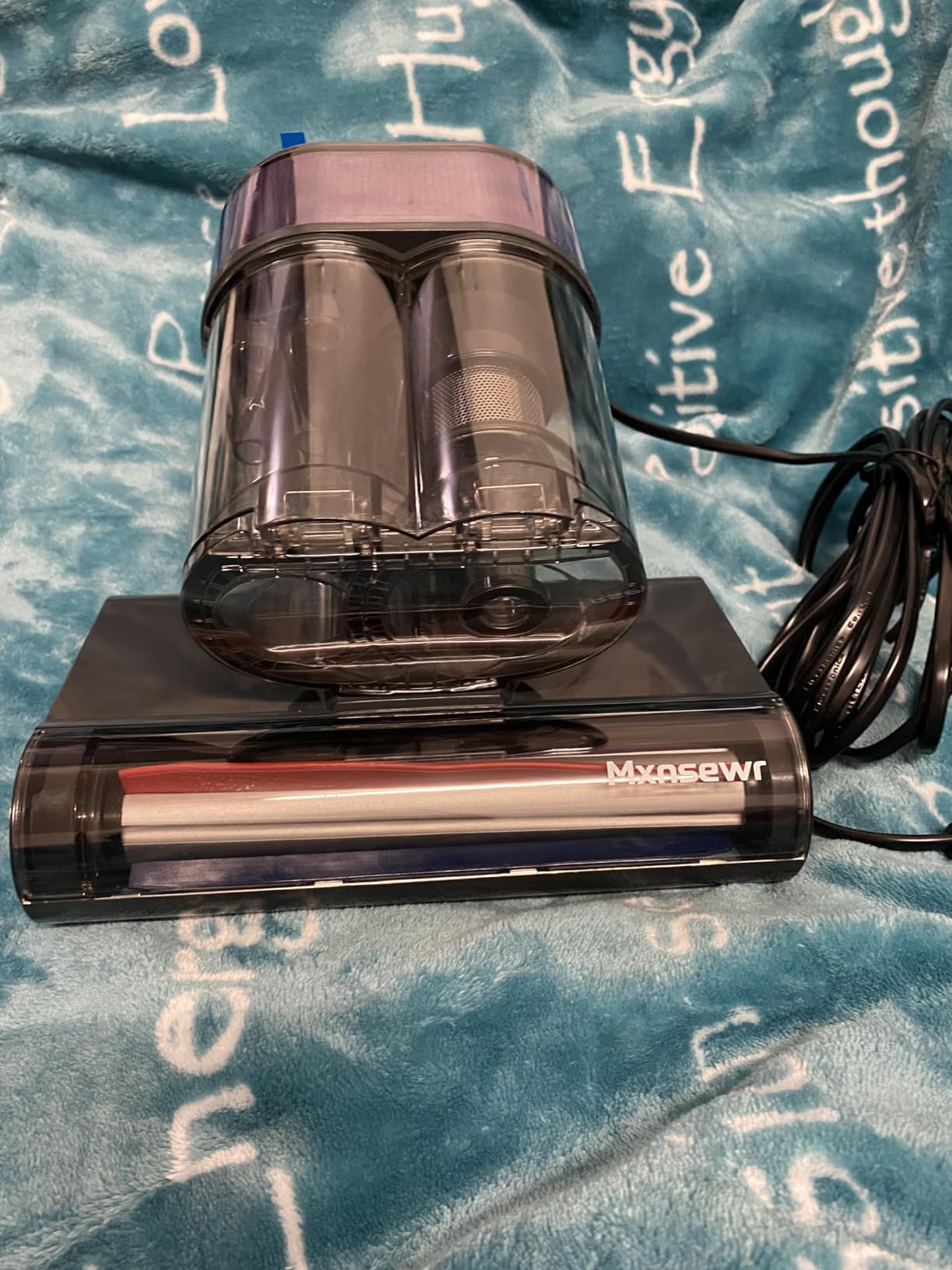 Mattress Vacuum Cleaner, Ultrasonic Bed Vacuum Cleaner with 18Kpa Strong Suction, 150°F Heat & 253.7nm UV-C Light, Intelligent Dual Cup, One-Click Dust Removal for Bed, Sofa, Pet Hair, Grey customer photo 2