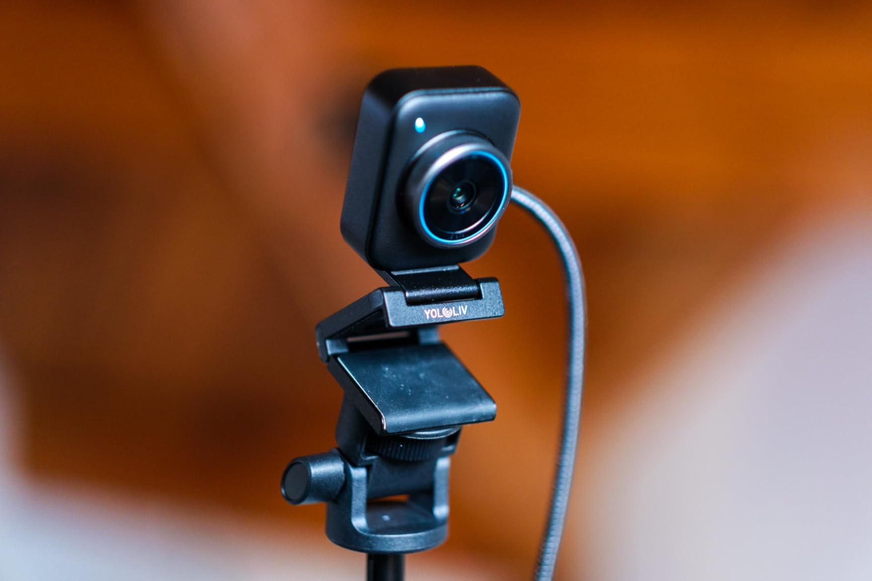 YOLOLIV YoloCam S3, 4K Streaming Webcam, DSLR-Like Control, Cinematic Effects, 4X Zoom, HDR, Uncompressed Video, Optimized PD AutoFocus | USB-C for PC & Mac customer photo 2