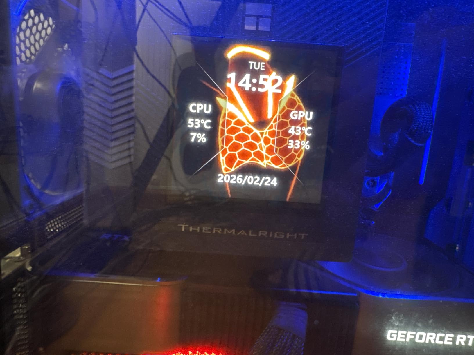 Thermalright Phantom Spirit 120 Vision EVO CPU Air Cooler, Twin Tower Radiator 2150RPM Speed,480x480 Resolving Power IPS Screen with 3.95in,Computer Cooler for Intel lga1851/1700/115x,AM4/AM5 customer photo 2