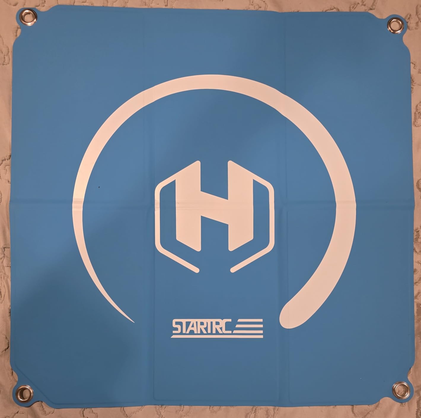 STARTRC Drone Landing Pad 22 inch Foldable & Waterproof with Wipe-clean Surface, Drone Accessories for DJI Mini 5 Pro/4/3/Mini 4k/NEO 2/Avata 360/Lito X1/Mavic 4 pro/Air 3s, for Skyrover X1/S1 Landing Pad Weighted with Stakes(55cm) customer photo 1