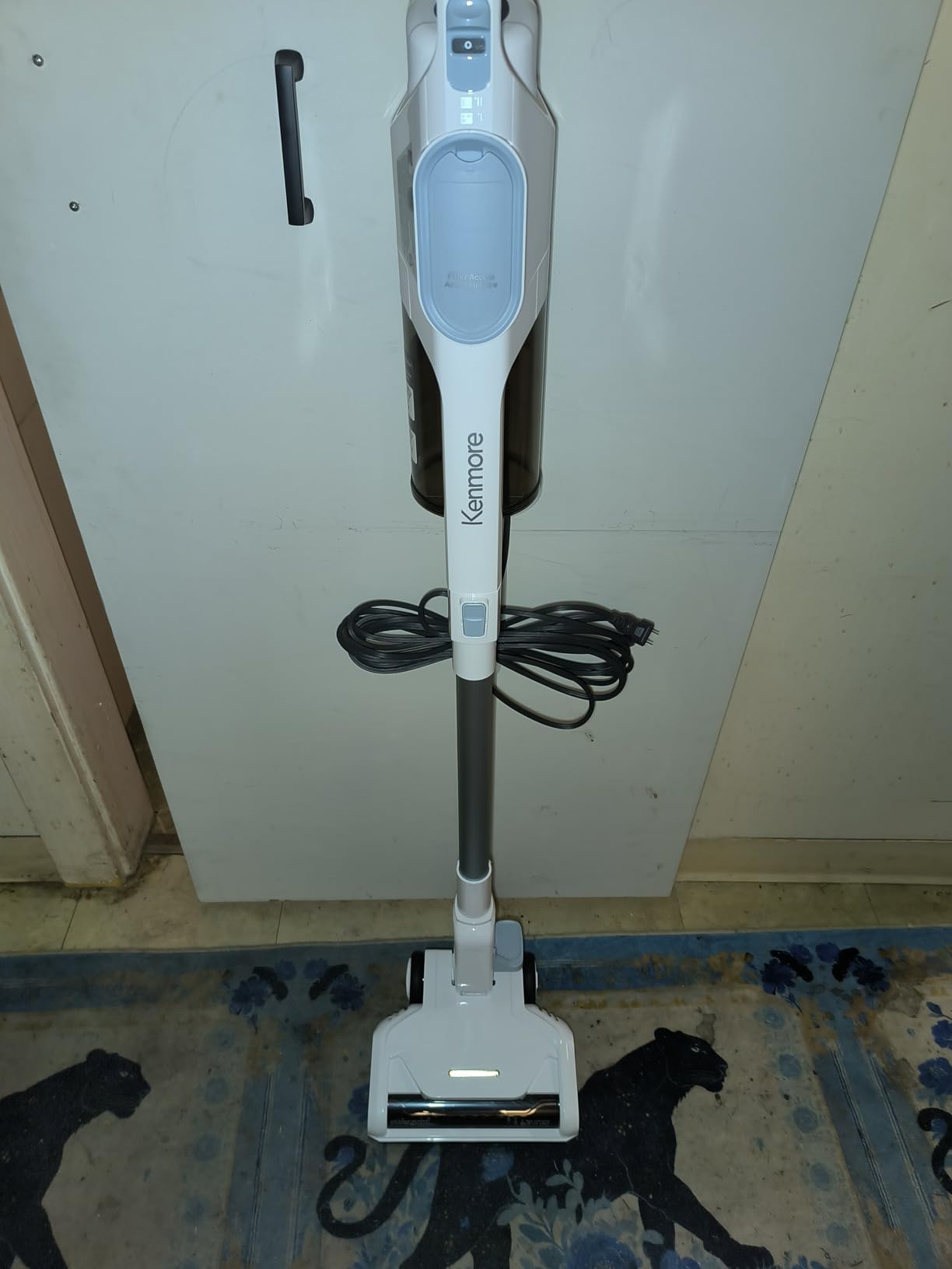 Kenmore CS2015 200 Series Corded Stick Vacuum, Detachable Hand Vac with 2-Motor Powerful Suction, Hair Eliminator Nozzle, LED Headlight & Swivel Steering for Carpets, Bare Floors and Couches customer photo 1