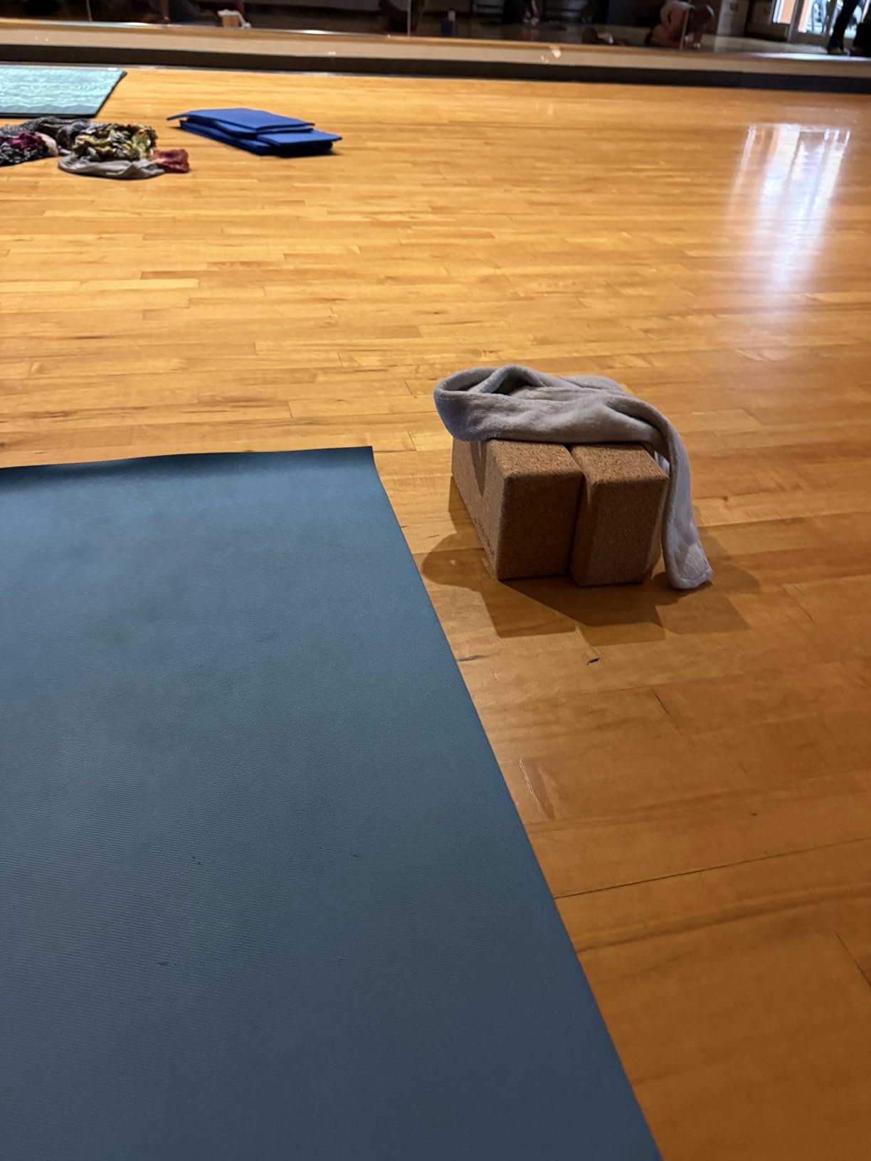 JadeYoga Harmony Yoga Mat - Durable & Thick Non-Slip Natural Rubber Yoga Mat customer photo 2