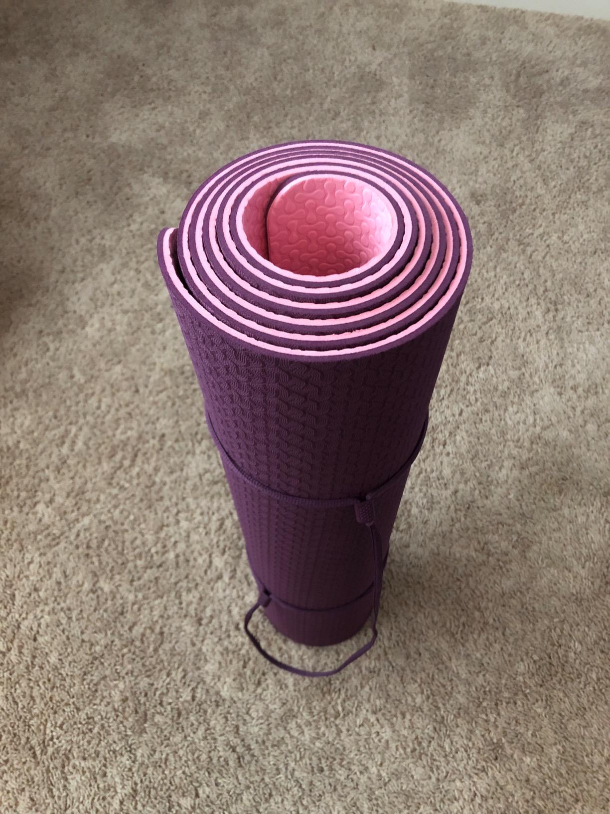 IUGA Yoga Mat Thick Non Slip Anti-tear Pilates Mat Eco Friendly Hot Yoga Mats for Workout & Exercise (72x 24x 6mm) customer photo 1