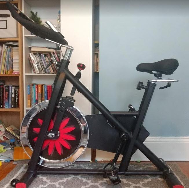 Exercise Bike, Magnetic Stationary Bikes for Home with 40LBS Flywheel, App Supported Indoor Bike with 350LBS Weight Capacity customer photo 1