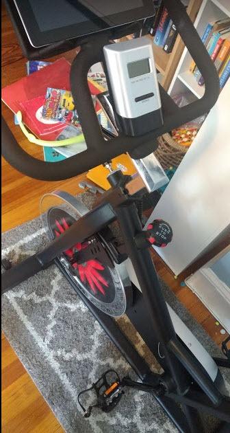 Exercise Bike, Magnetic Stationary Bikes for Home with 40LBS Flywheel, App Supported Indoor Bike with 350LBS Weight Capacity customer photo 2