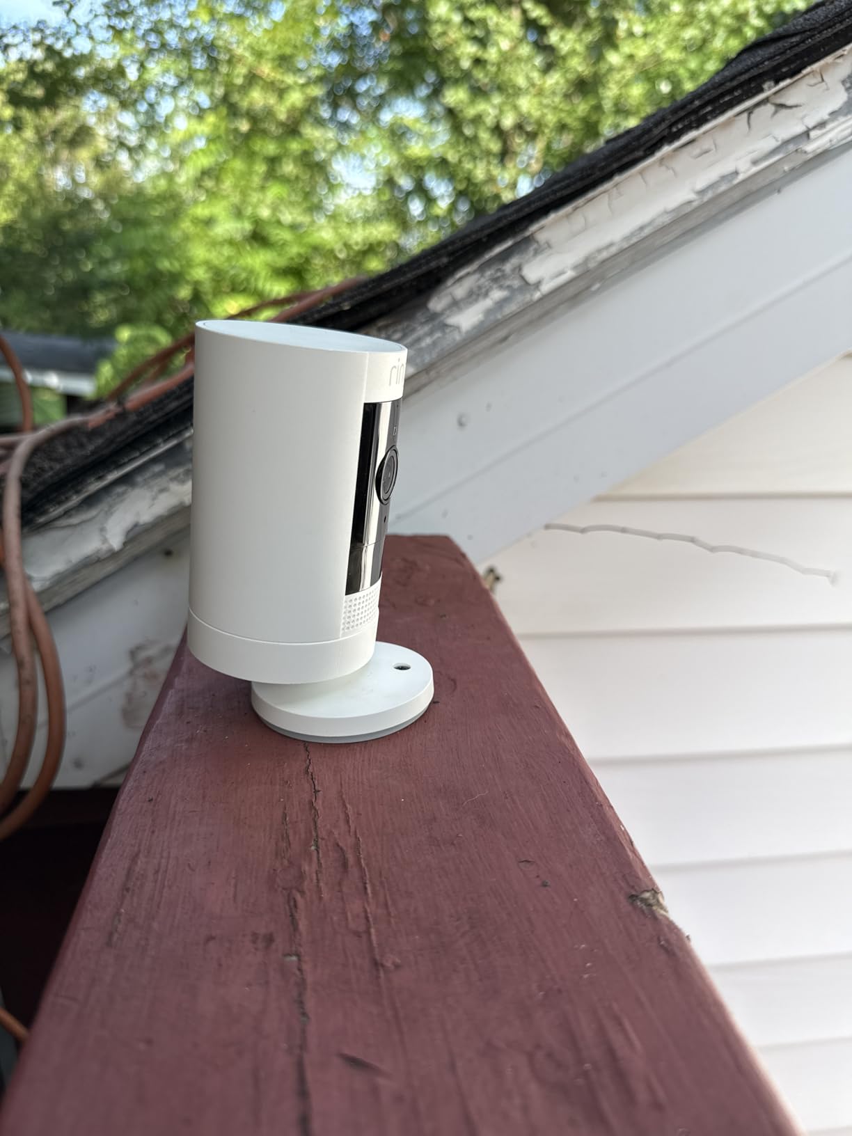Ring Outdoor Cam (Stick Up Cam), Weather-resistant home or business security camera, outdoor ready, Live View, Color Night Vision, Two-Way Talk, motion alerts, Works with Alexa, White customer photo 1