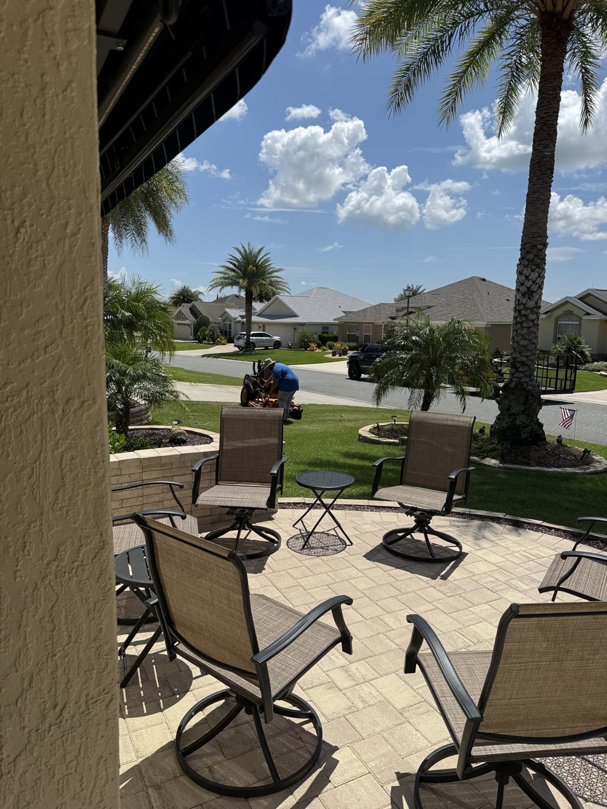 aosu Security Cameras Outdoor Wireless, 4 Cam-Kit, No Subscription Required, Solar-Powered, Home Security Cameras System with 360 Degree Pan & Tilt, Auto Tracking, 2K Color Night Vision, Easy Setup customer photo 2