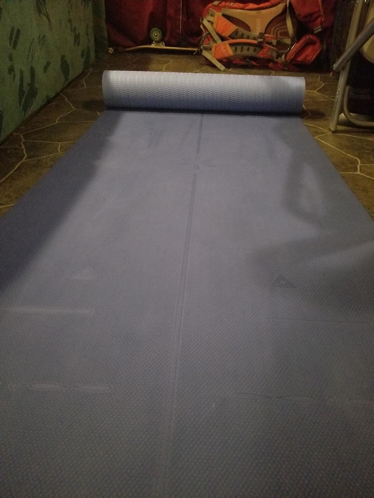 Heathyoga Yoga Mat Non Slip TPE Pilates Exercise Mats for Home Workout Gym Fitness Eco Friendly Thick Hot Yoga Mat with Strap Body Alignment, 72x 26 1/4 Thick customer photo 1