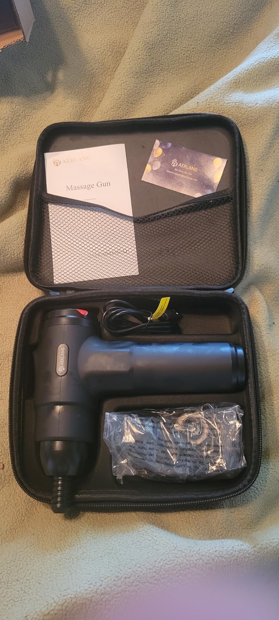 AERLANG Muscle Massage Gun, Back Massager Deep Tissue Gun for Athletes to Relief Pain and Relax with 20 Adjustable High Intensity Speeds 6 Heads, Body Carrying Case customer photo 2