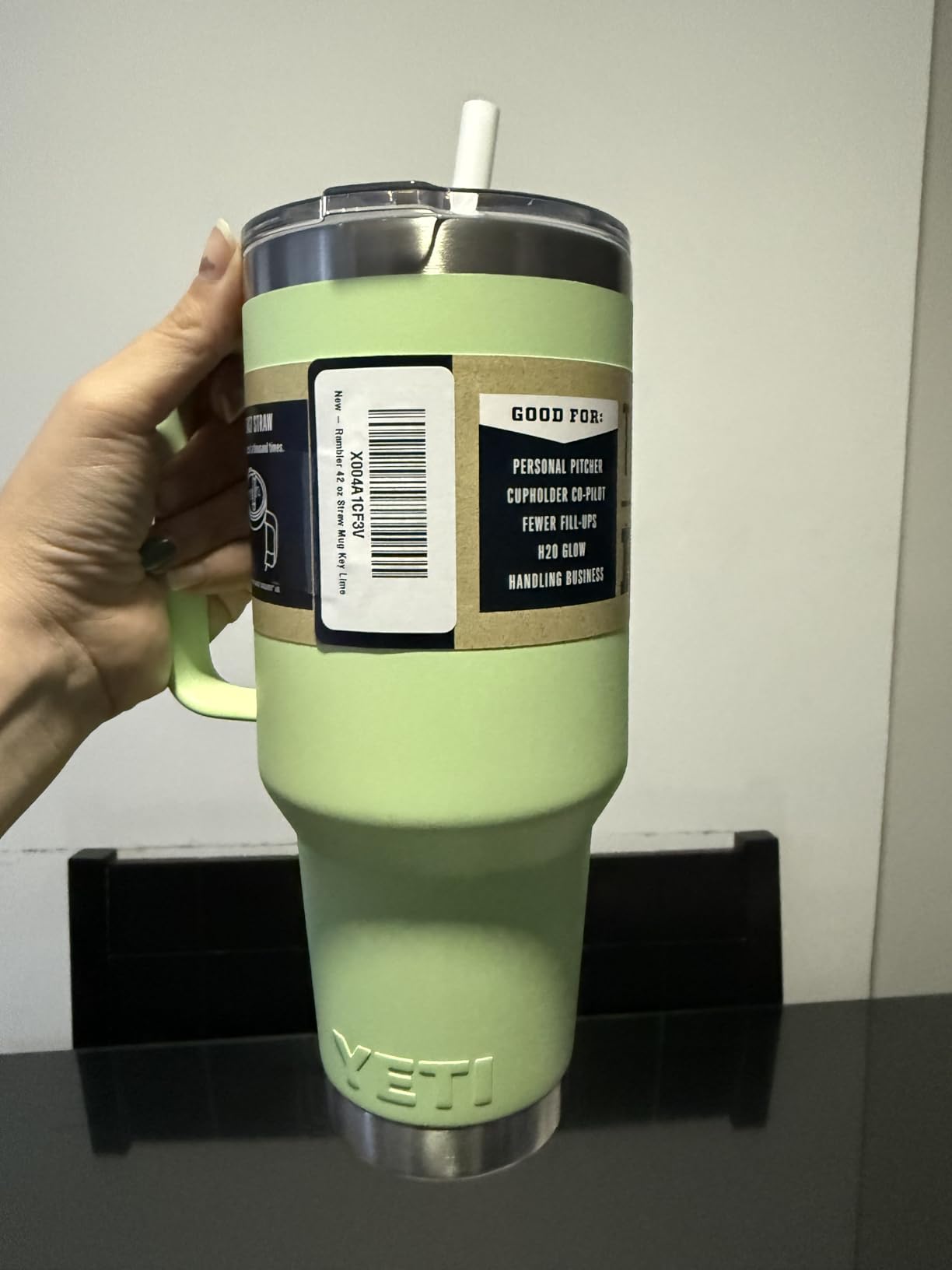 YETI Rambler 42 oz Tumbler with Handle and Straw Lid, Travel Mug Water Tumbler, Vacuum Insulated Cup with Handle, Stainless Steel, Lowcountry Peach customer photo 2