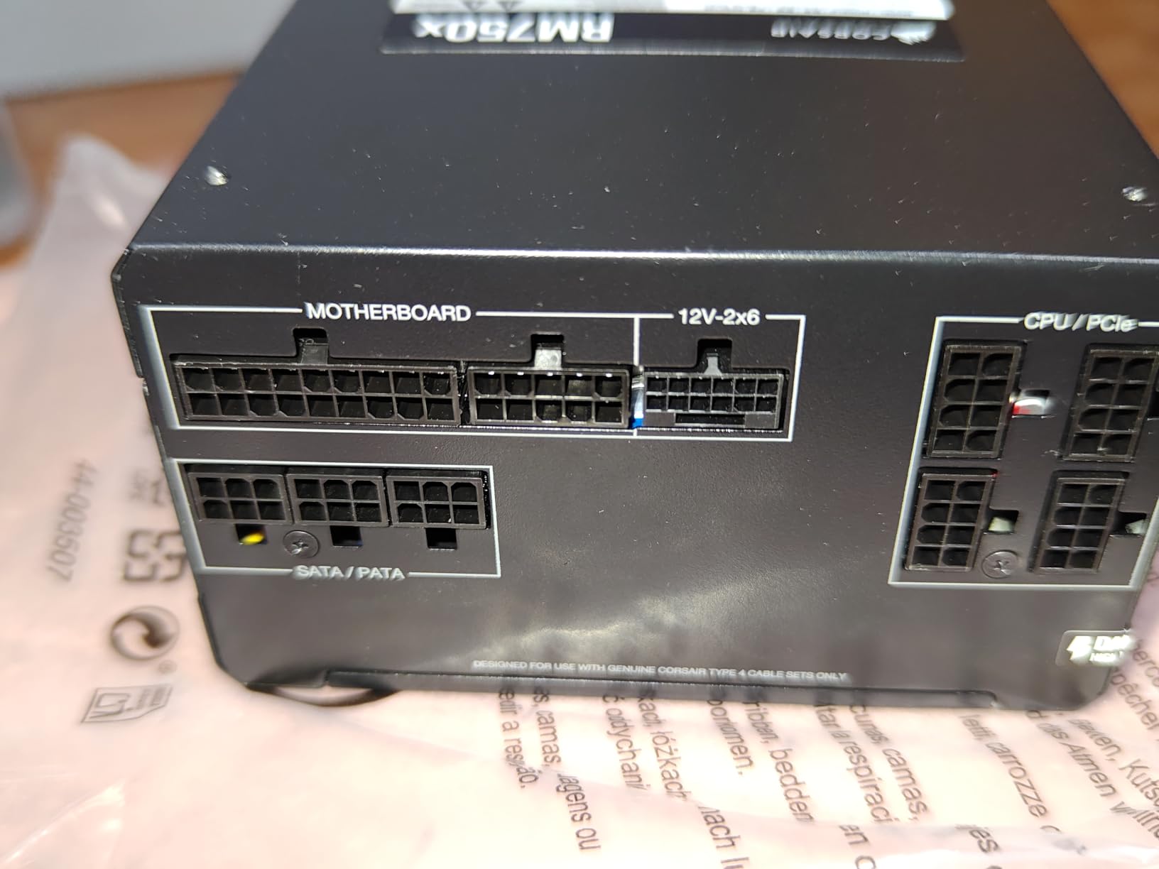 CORSAIR RM750x Fully Modular Low-Noise ATX Power Supply - ATX 3.1 Compliant - PCIe 5.1 Support - Cybenetics Gold Efficiency - Native 12V-2x6 Connector - Black customer photo 2