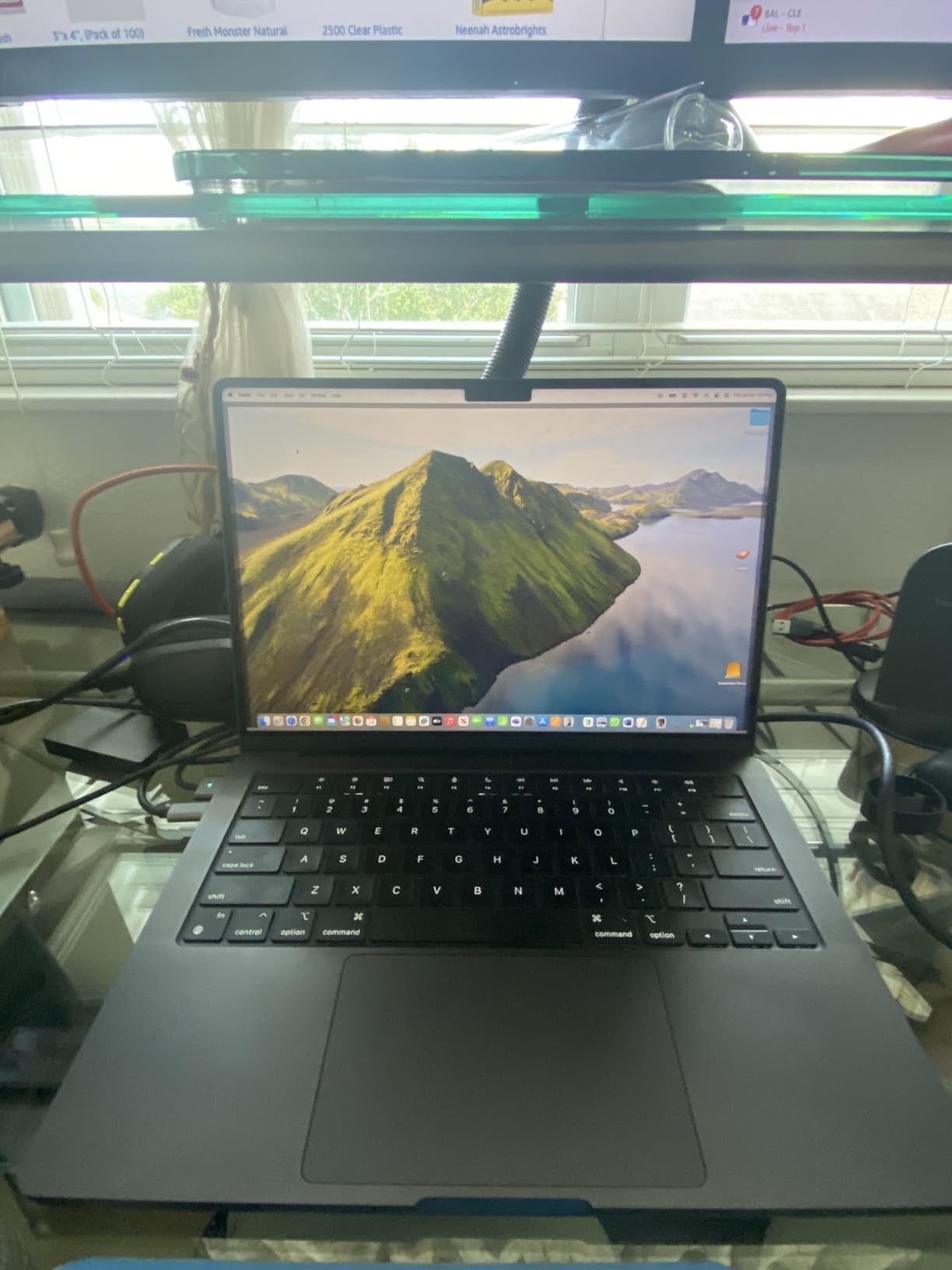 2024 MacBook Pro Laptop with M4 Pro, 14-core CPU, 20-core GPU: Built for Apple Intelligence, 14.2-inch Liquid Retina XDR Display, 24GB Unified Memory, 1TB SSD Storage; Space Black customer photo 1