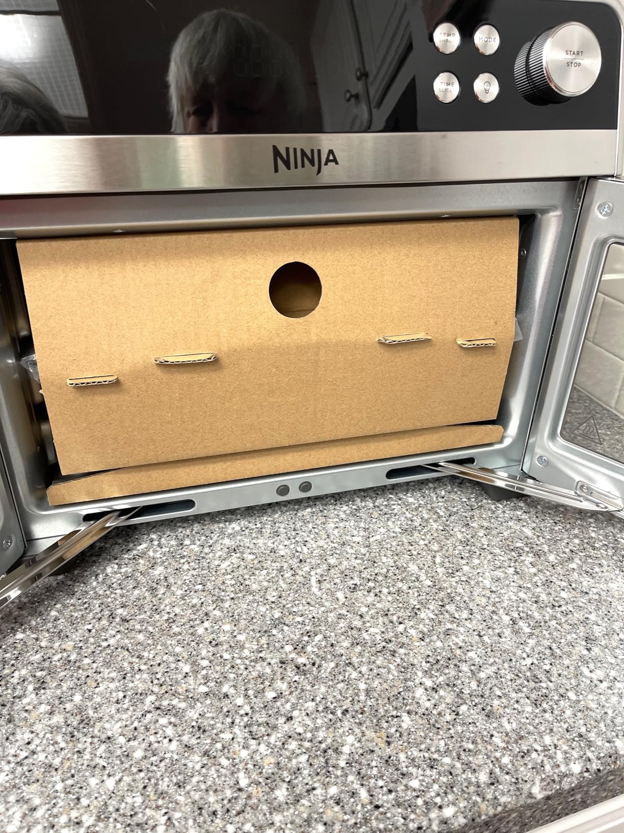 Ninja | French Door Premier Air Fry Oven | 10-in-1 Functions | 20.3-qt Capacity | PFAS-free Cooking Surface | FO101 customer photo 1