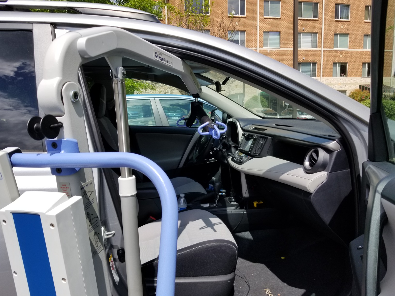 Joerns Hoyer Advance Electric Portable Patient Lift - Foldable Lightweight, 340 lb Capacity, E340 customer photo 1