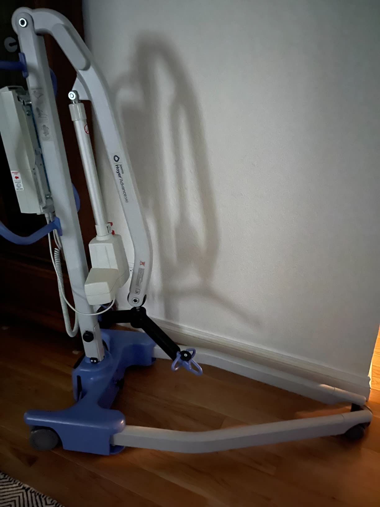 Joerns Hoyer Advance Electric Portable Patient Lift - Foldable Lightweight, 340 lb Capacity, E340 customer photo 2