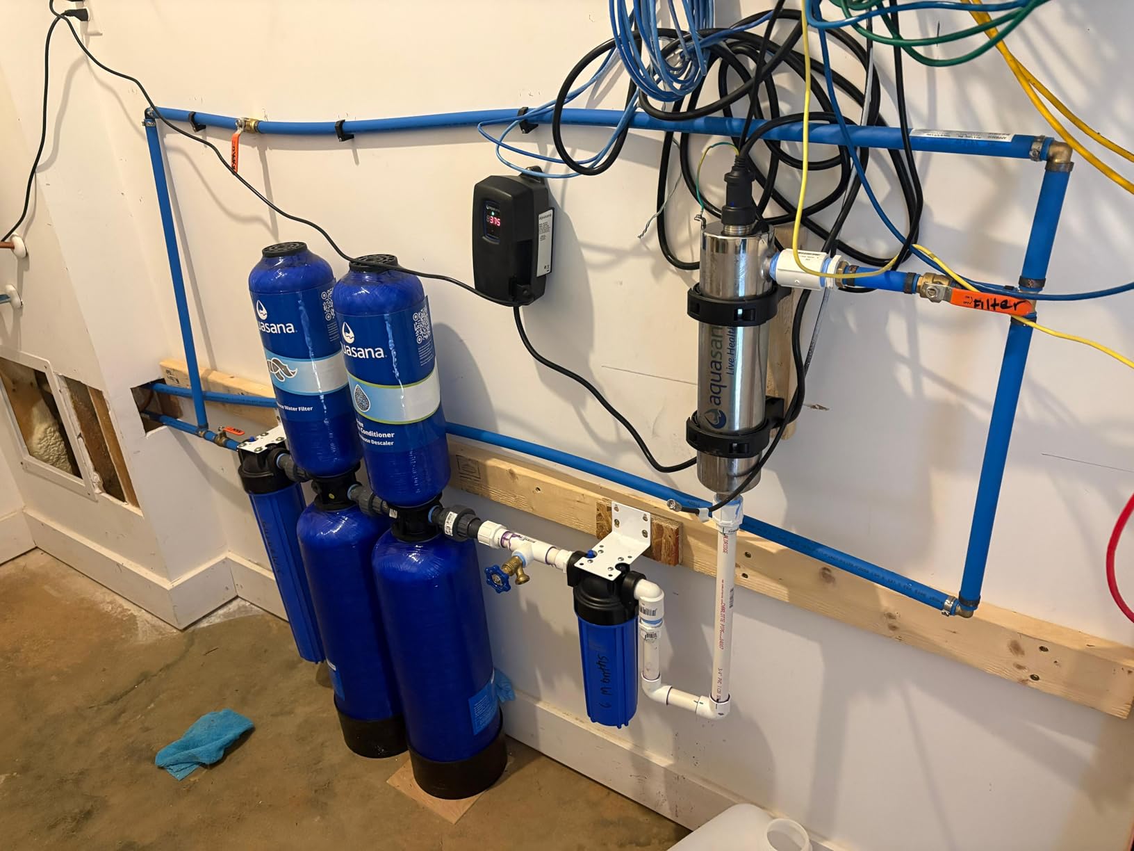 Aquasana Whole House Water Filter System | 1M Gal | UV | Carbon & KDF | Reduces Bacteria & Viruses | Salt-Free Scale Control | Pro Kit customer photo 2
