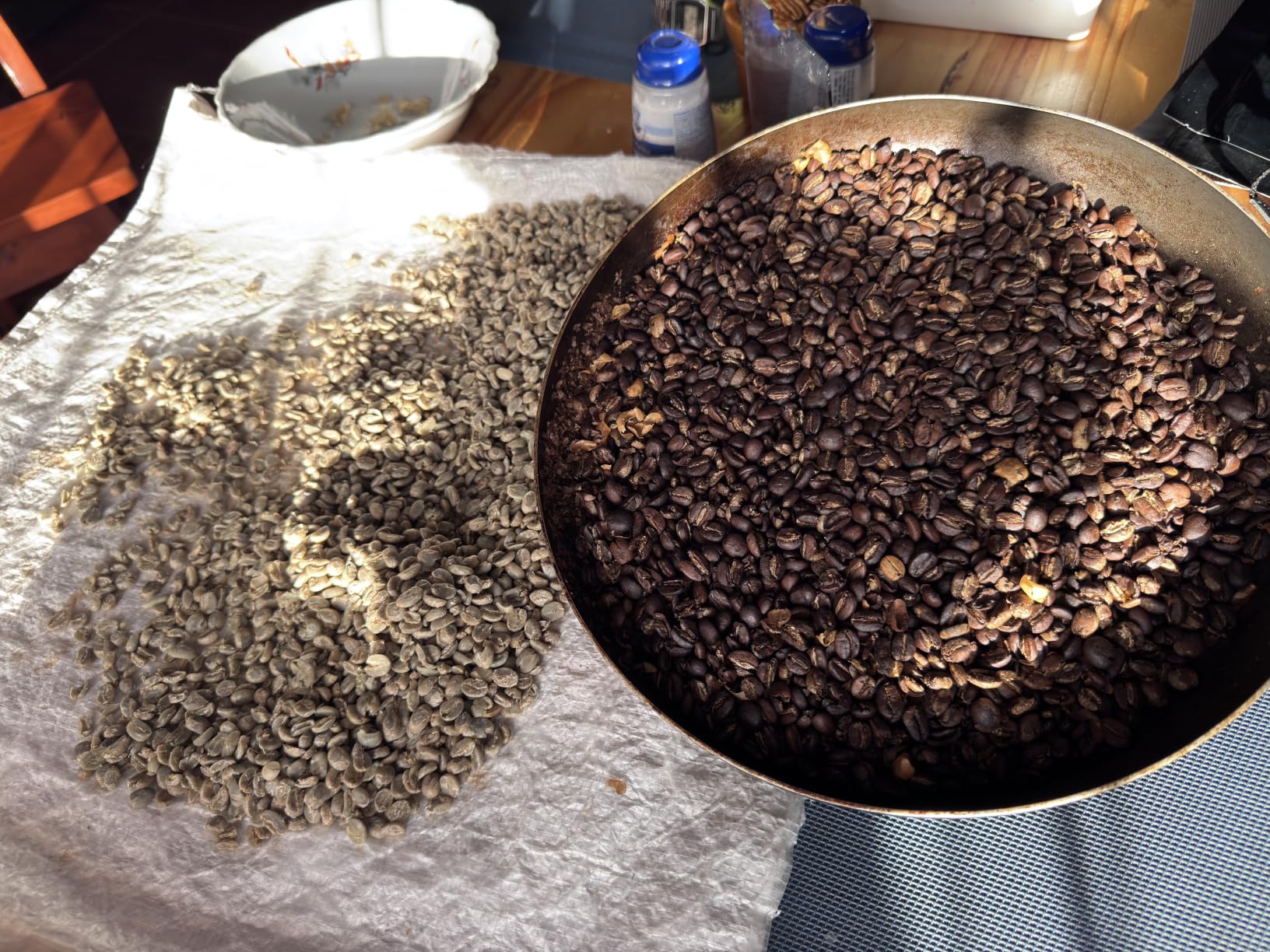 JIAWANSHUN 1.1LB Electric Coffee Bean Roaster 1200W | 0-240C Adjustable Temp, Non-Stick Pan, for Green Coffee Beans, Home Use customer photo 2