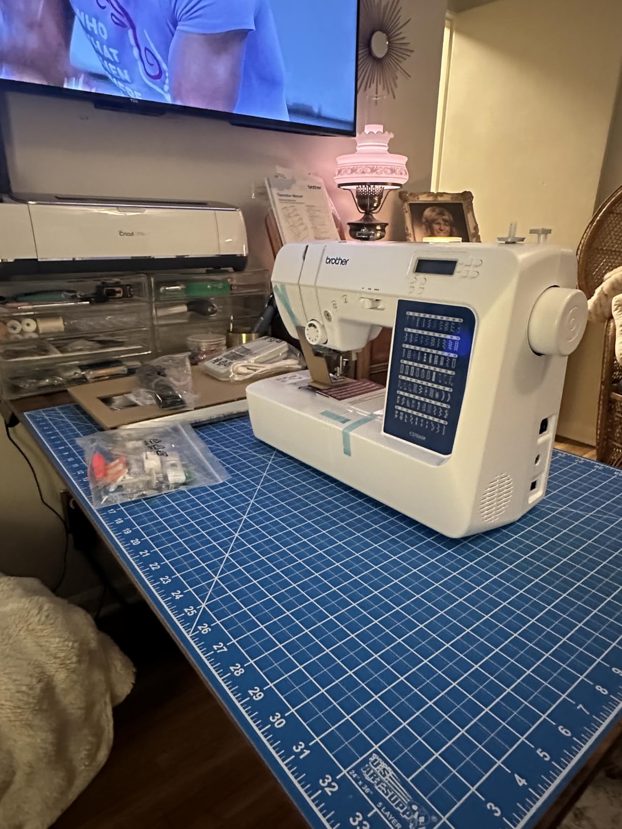 Brother CS7000X Sewing and Quilting Machine LCD Display | 70 Built-in Stitches, LCD Display, Wide Table, 10 Included Feet customer photo 1