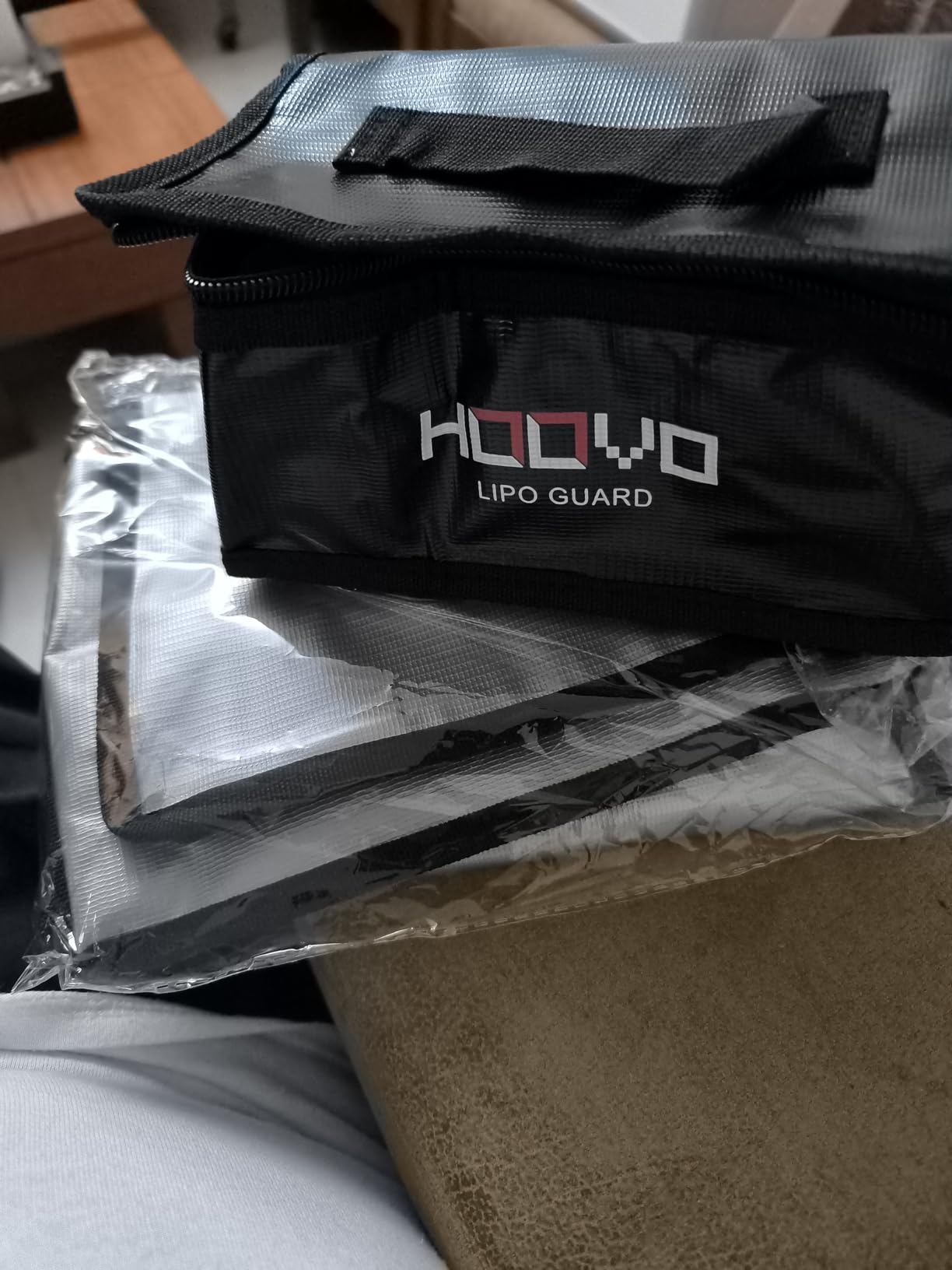 HOOVO Lipo Bag Fireproof Explosionproof Lipo Battery Safe Bag | LiPo Guard Safe Bag for Lipo Battery Storage and Charging with Double Zipper customer photo 2