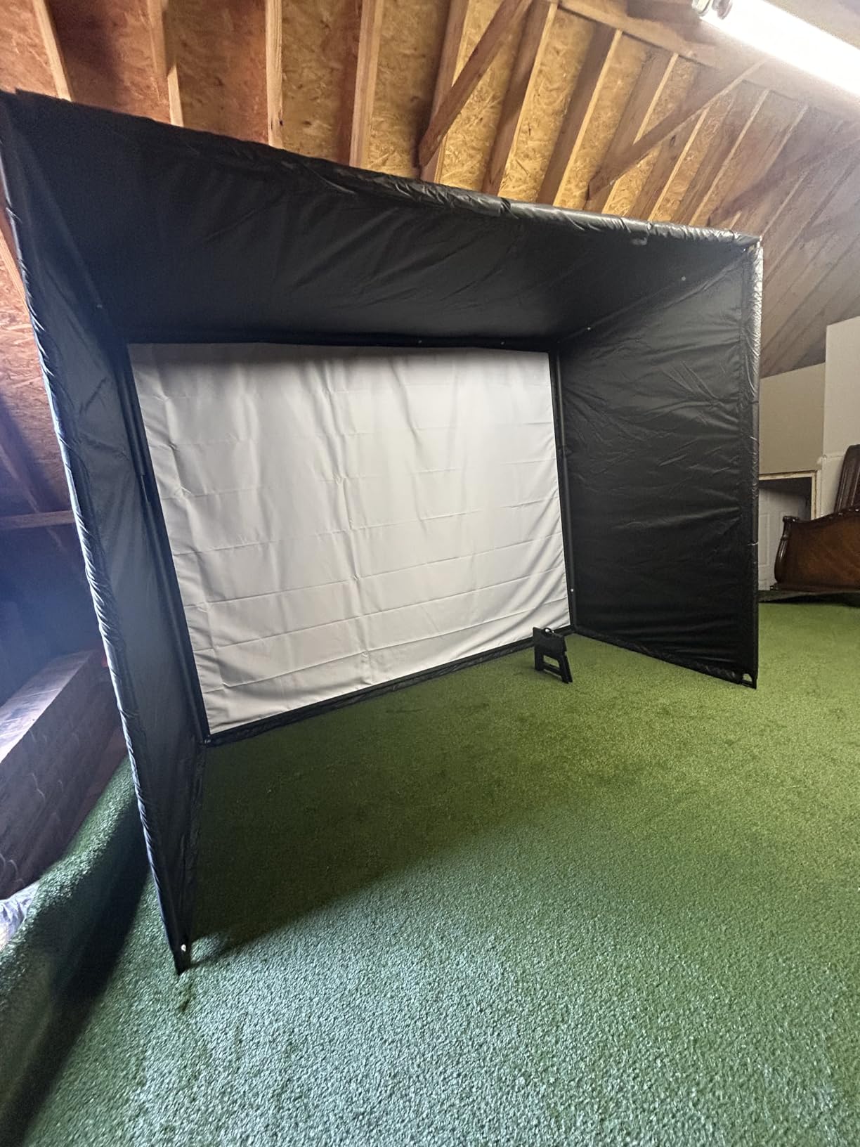 Garmin Approach R10, Portable Golf Launch Monitor, Take Your Game Home, Indoors or to The Driving Range, Up to 10 Hours Battery Life - 010-02356-00 customer photo 1