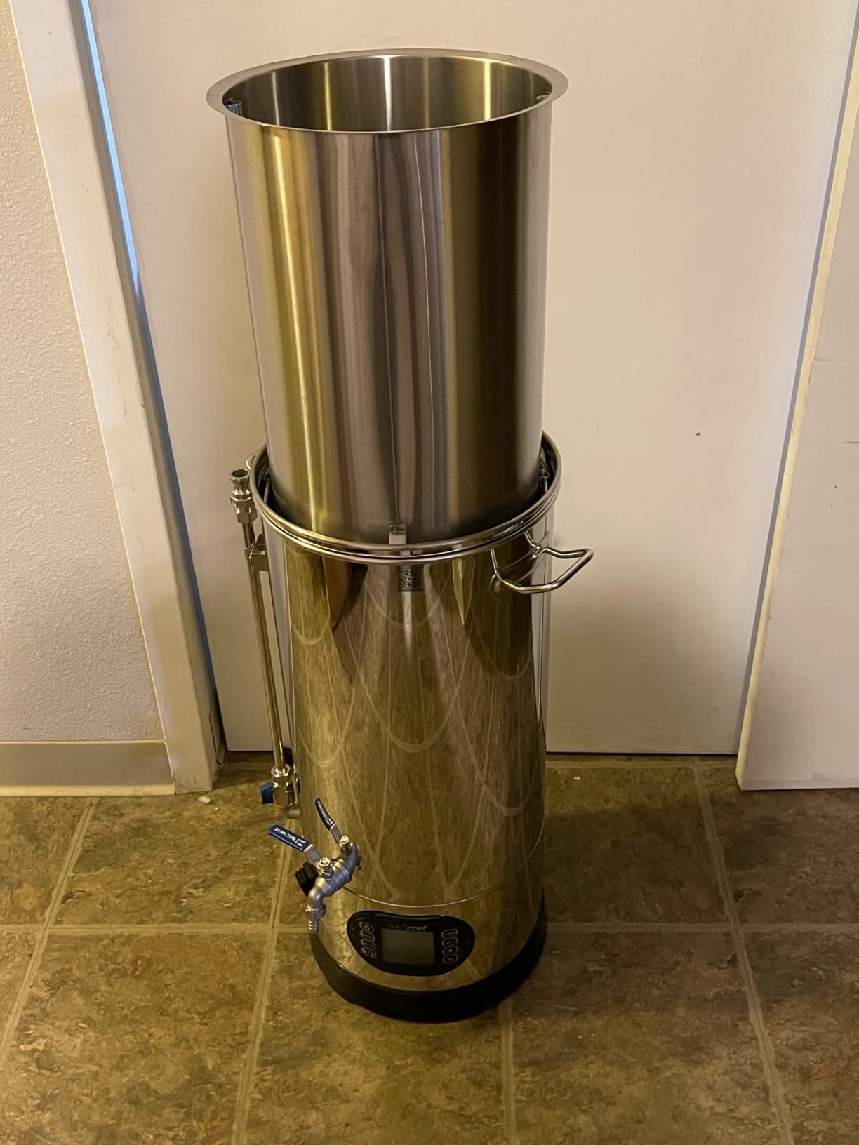 NutriChef All In One Home Beer Brewing Mash and Boil Device with Circulation Pump 5-Piece Maker Machine Set 9 Gallon 1600w Max w/LCD Display Programmable Multi-Step Control System, Stainless Steel customer photo 2