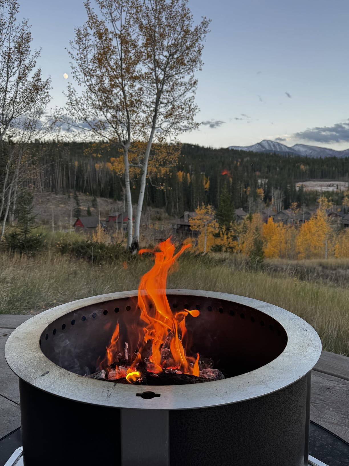 Breeo X Series 24 - Corten Steel Smokeless Fire Pit for Outside - 27.5 in | 62 pounds, smokeless firepit for outside, ideal for families, compatible with wide range of Breeo accessories customer photo 2