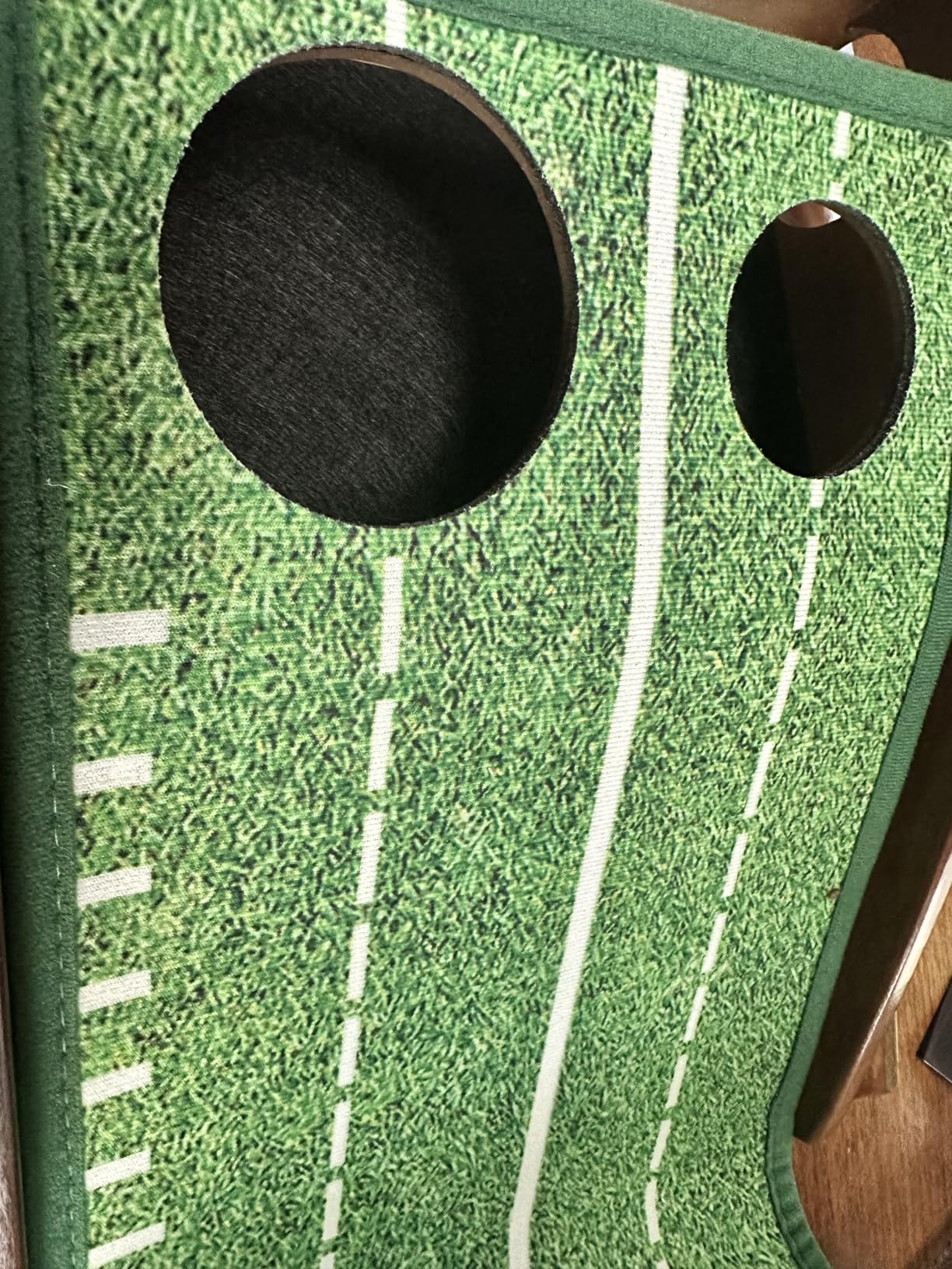 Dachenus Putting Green Indoor Mat Outdoor Golf Putting Mat with Automatic Ball Return - Ideal for Home, Office, and Outdoor Use customer photo 2