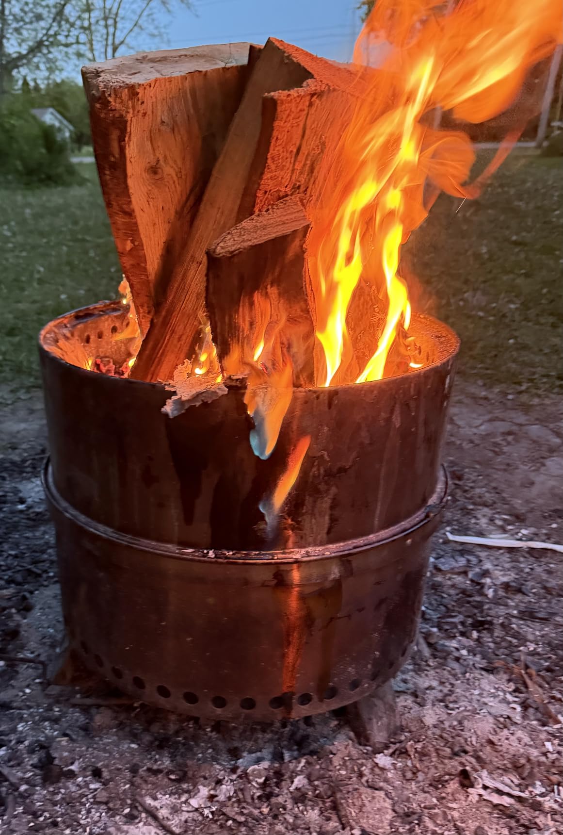 TURBRO 19 Inch Smokeless Fire Pit for Outdoor Wood Burning, Portable Stainless Steel Camping Stove with Stand, Removable Ash Pan, Waterproof Storage Bag, Unique Nested Design, Pluto R19-PG, Black customer photo 1