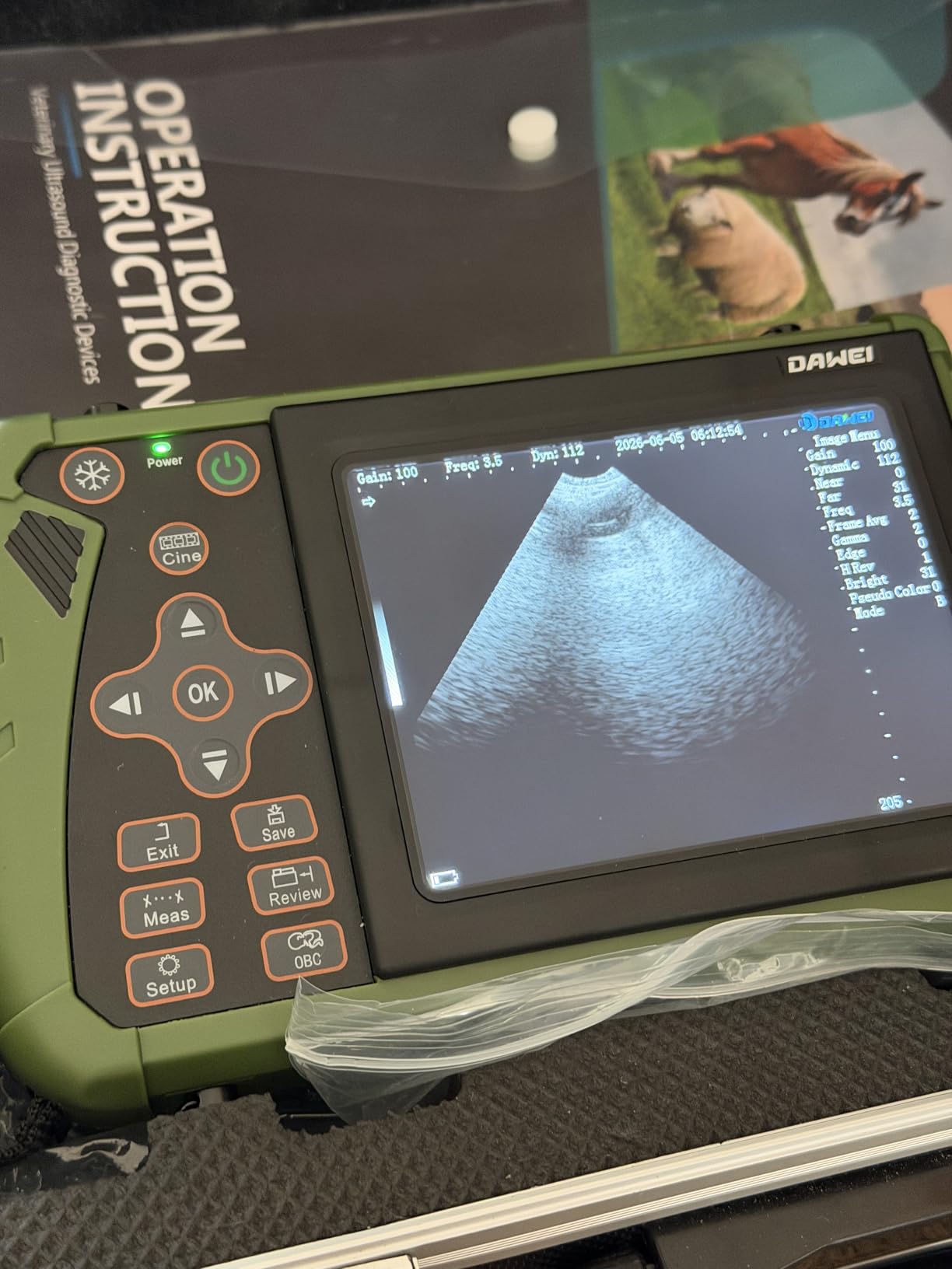 DAWEI S1 Ultrasound Machine with 3.5MHz Mechanical Convex Probe for Animal | Portable Lightweight Veterinary Ultrasound Scanner Machine for Pigs, Sheep, Goats, Dog use customer photo 1