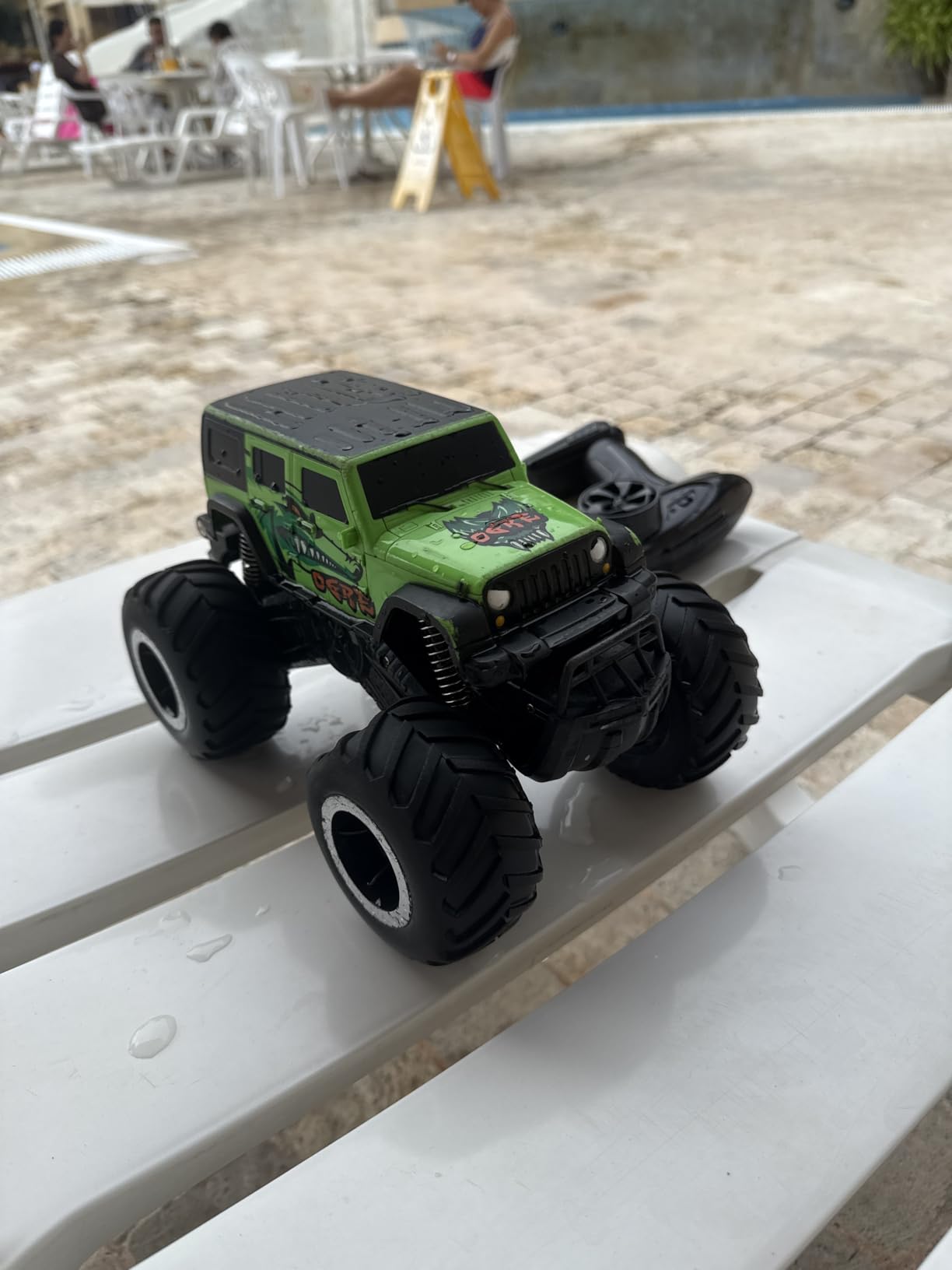 STEMTRON Amphibious RC Car 1:16 4WD Waterproof Monster Truck | 2.4GHz All Terrain Off-Road Remote Control Car, 360° Spin, Double-Sided Water Driving, Pool & Beach Toy Gift for Kids customer photo 1