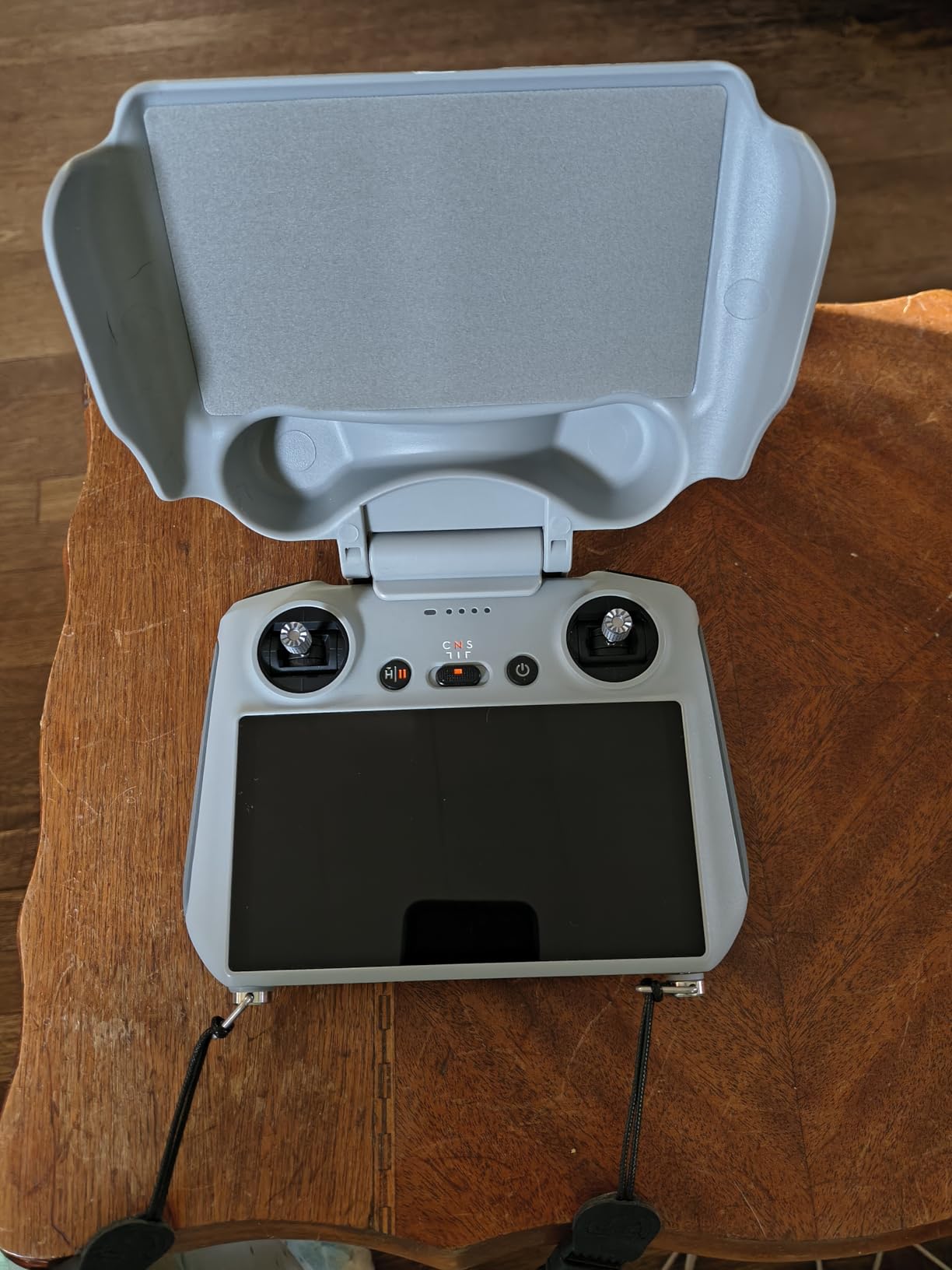 STARTRC Mini 3 2 in 1 Sun Hood, RC Joysticks Protector Sunshade for DJI Mini 3 Pro/Mini 3/Air 3S/Mavic 3 Classic/Mavic 3 Pro RC Remote Controller Full Screen Protection Accessories(Only for RC) customer photo 1