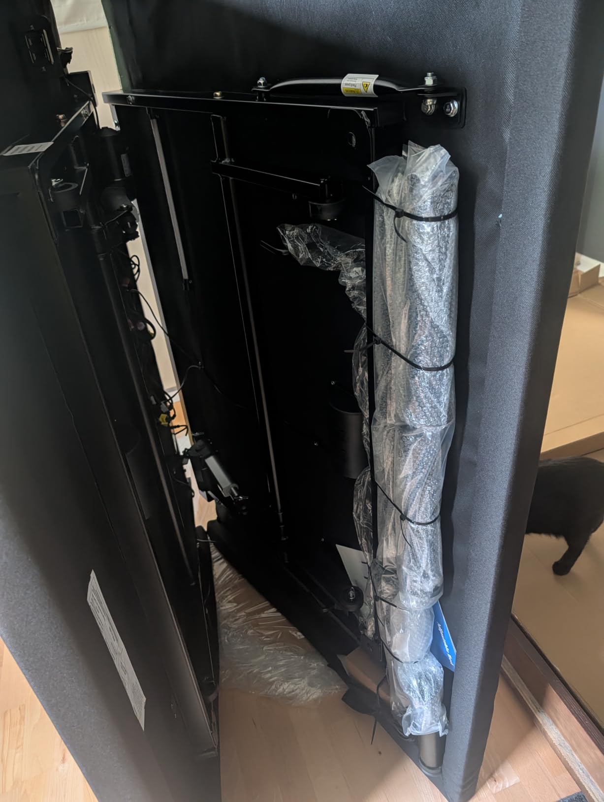 Tami Tami T600 Adjustable Bed Frame Queen Size with Remote & Massage - Electric Beds Bases, Zero Gravity, Dual Side USB, Side Pockets, Nightlight, Quiet Motor, Wireless Remote, 5 Min Easy Assembly customer photo 2