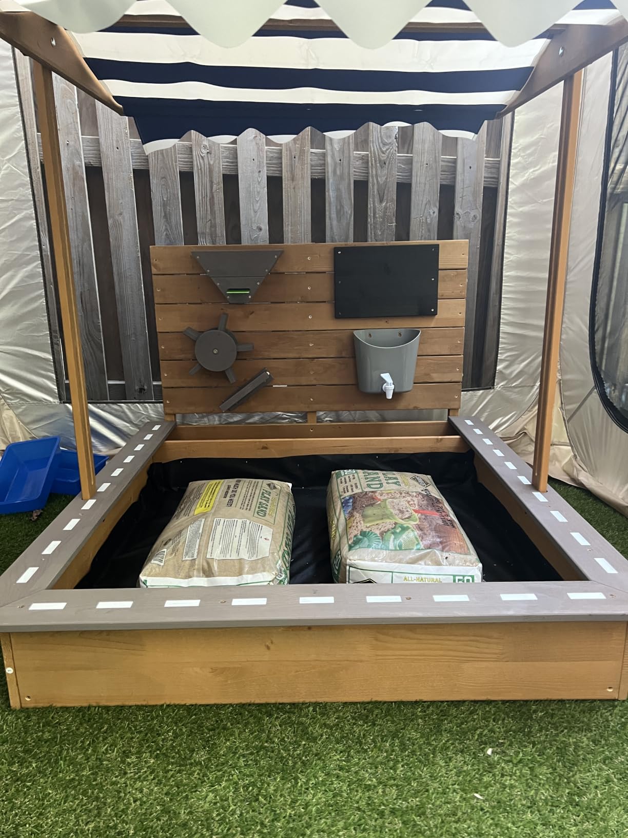 Kids Large Wooden SandBoxes with Roof, Pipleo Outdoor Sand Box Play w/Canopy for Backyard Garden Beach, Sand Pit for Beach Patio Outdoor, [Adjustable Cover & Funnel & Drawing Board] - Brown Oak customer photo 1