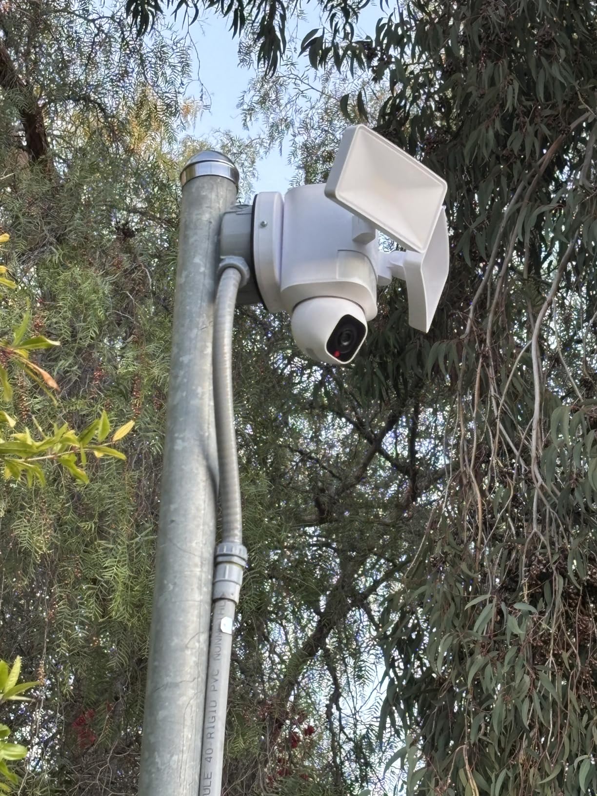 eufy Security Floodlight Camera E30, 2K, AI Detection & Tracking, Outdoor | 360° Coverage, Pan & Tilt, 2000 Lumens, Built-in Siren, 24/7 Recording, 2.4GHz Wi-Fi, No Monthly Fee customer photo 2