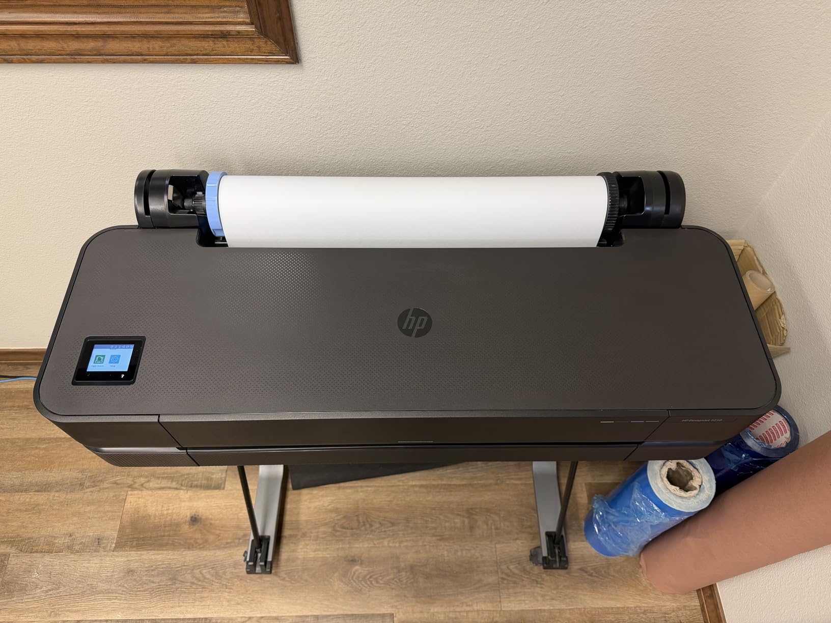 HP DesignJet T210 Large Format 24-inch Plotter Printer (8AG32D) customer photo 1