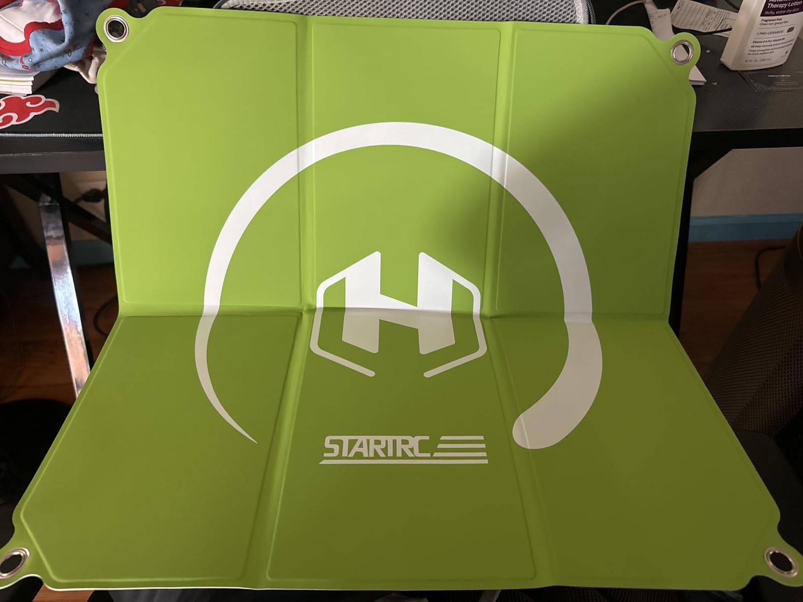 STARTRC Drone Landing Pad 22 inch Foldable & Waterproof with Wipe-clean Surface, Drone Accessories for DJI Mini 5 Pro/4/3/Mini 4k/NEO 2/Avata 360/Lito X1/Mavic 4 pro/Air 3s, for Skyrover X1/S1 Landing Pad Weighted with Stakes(55cm) customer photo 2