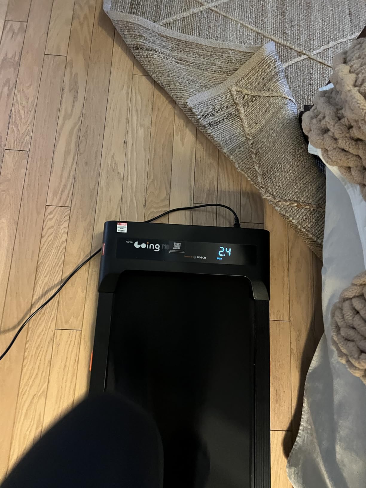 Cybergoing T10 Walking Pad Treadmill Powered By Bosch, Under Desk Treadmill, Fixed 7% Manual Incline, Up to 4 MPH, 2.5HP, 300lb Capacity, App + Remote, 15x36 Belt, Treadmills for Home customer photo 1