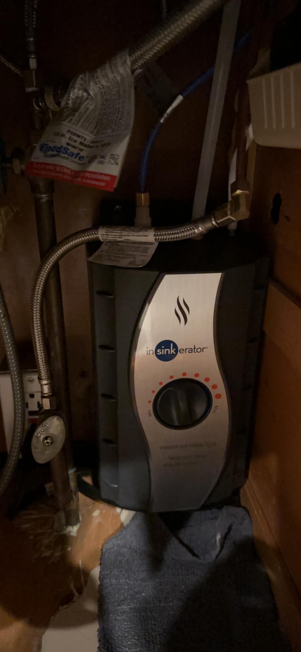 InSinkErator H-Wave-SN Involve Wave Instant Hot Water Dispenser System with Stainless Steel Tank, Satin Nickel | Involve Wave - with Stainless Steel Tank customer photo 1