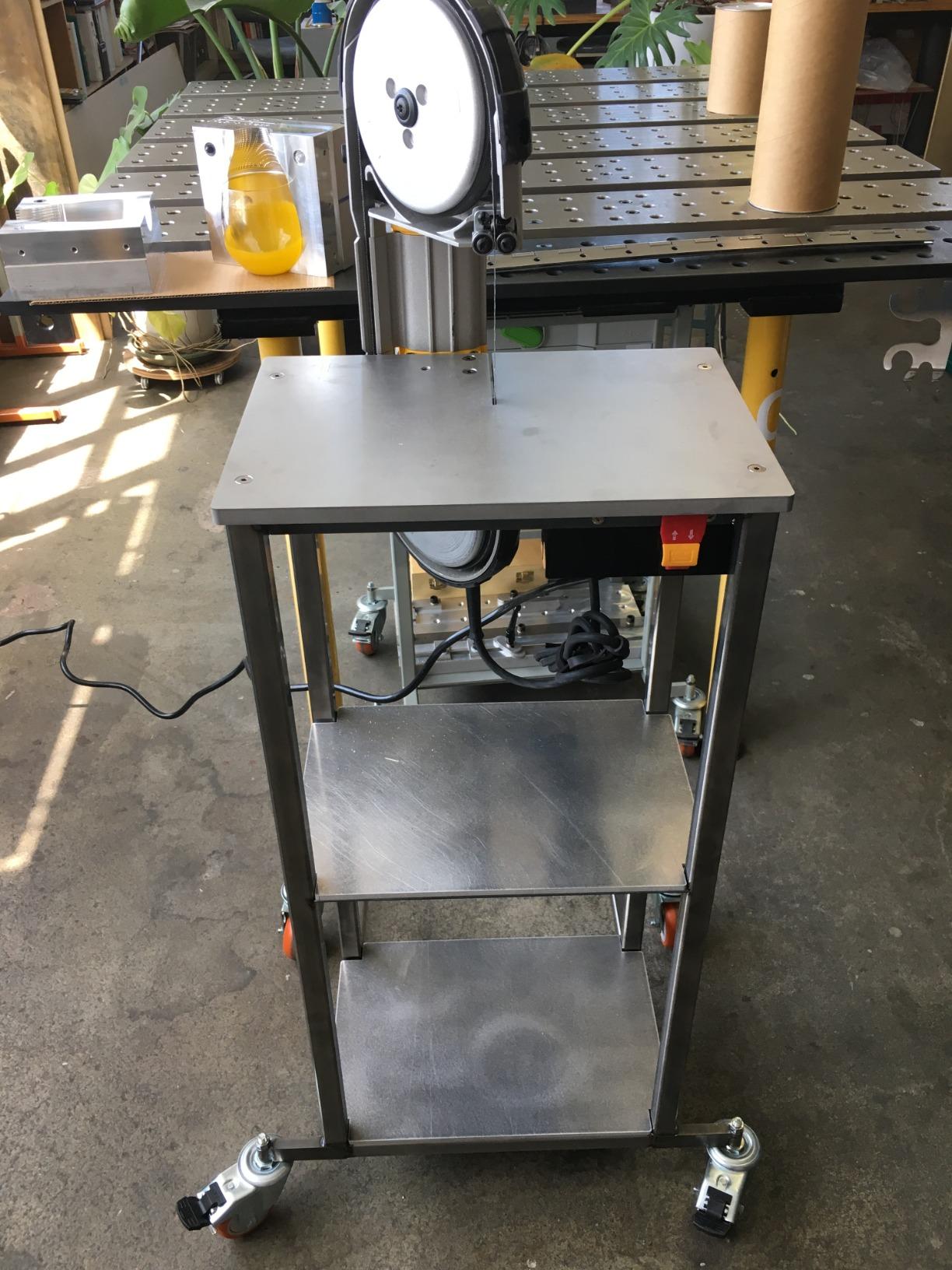 DEWALT Portable Band Saw, Deep Cut, 10 Amp, 5-Inch (DWM120K) customer photo 2