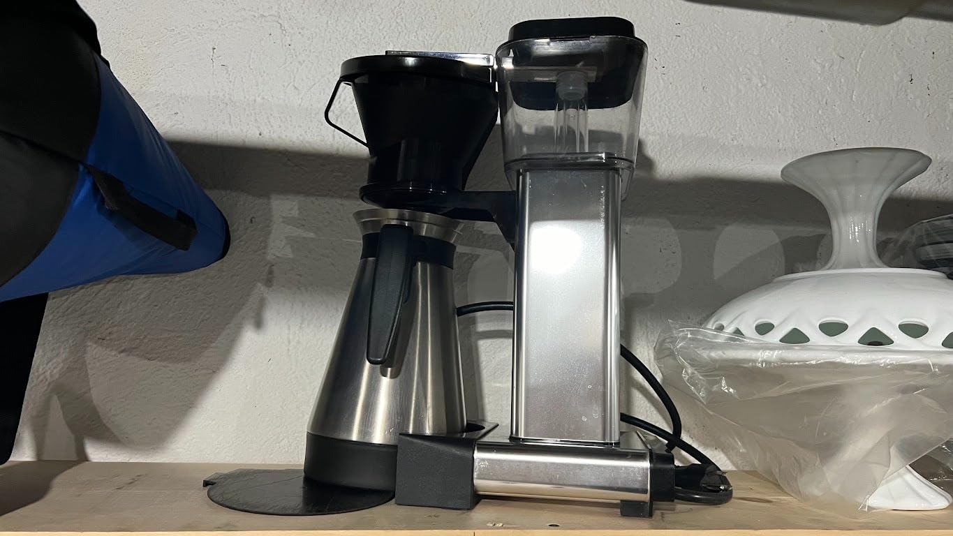 Technivorm Moccamaster 79112 KBT Coffee Brewer, 40 oz, Polished Silver customer photo 2