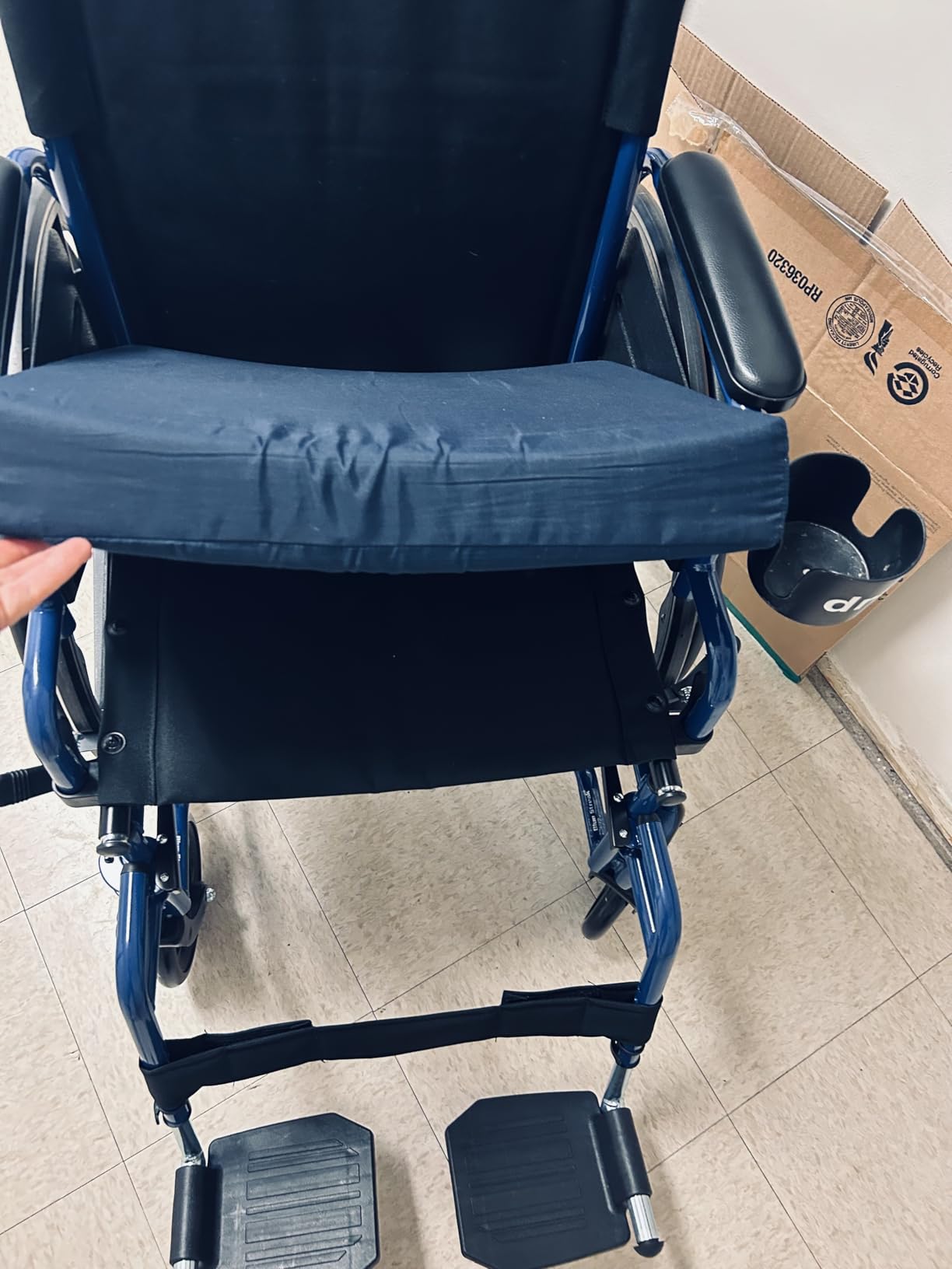 Drive Medical Blue Streak Lightweight Wheelchair with Footrests, 18
