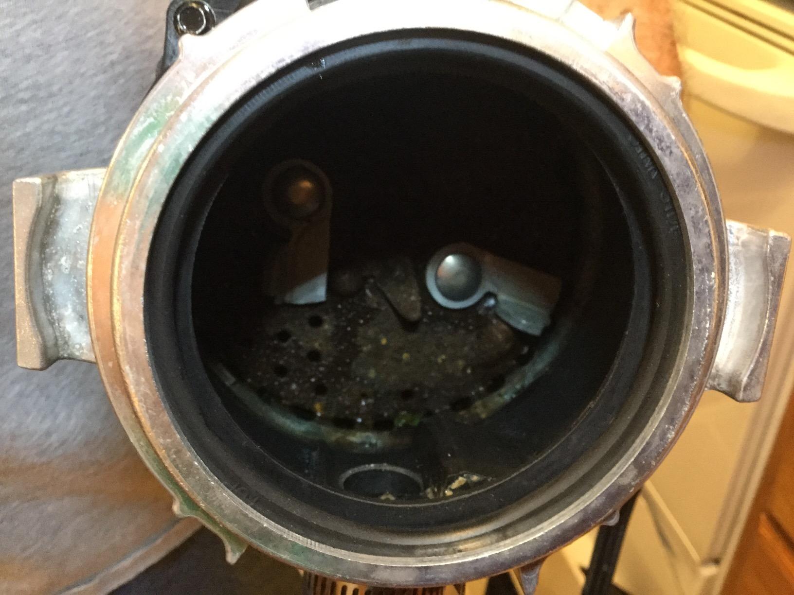 GE Disposall Continuous Feed 1/2 Horsepower Motor Garbage Disposer, Easy Install Kit and Power Cord Included, GFC525N customer photo 2