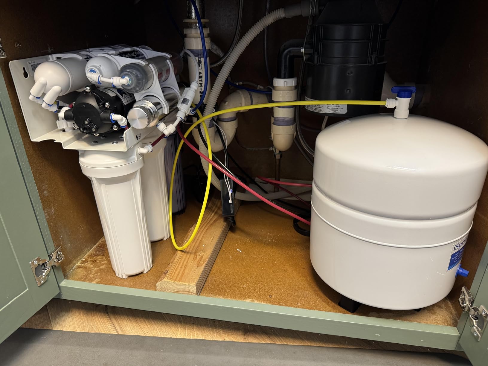 iSpring RCC1UP-AK, 100 GPD 7-Stage Reverse Osmosis Under Sink Water Filtration System with Boost Pump, Alkaline Remineralization and UV Filter, Patented Top-Mounted Faucet Design for Easy Installation customer photo 1
