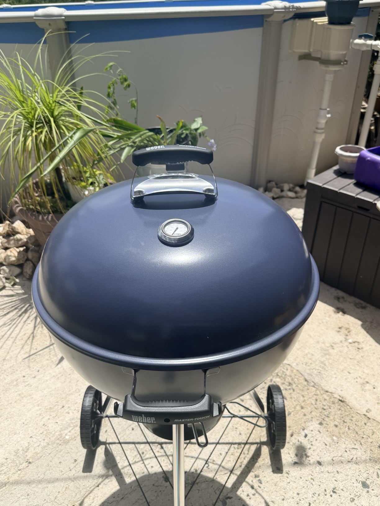 Weber Master-Touch Charcoal Grill, 22-Inch, Black customer photo 2