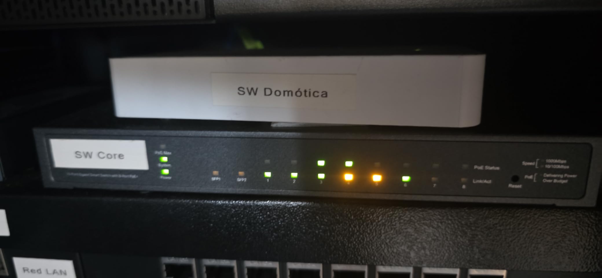 TP-Link TL-SG2210P V3 | Jetstream 8 Port Gigabit Smart Managed PoE Switch | 8 PoE+ Ports @61W, 2 SFP Slots customer photo 2