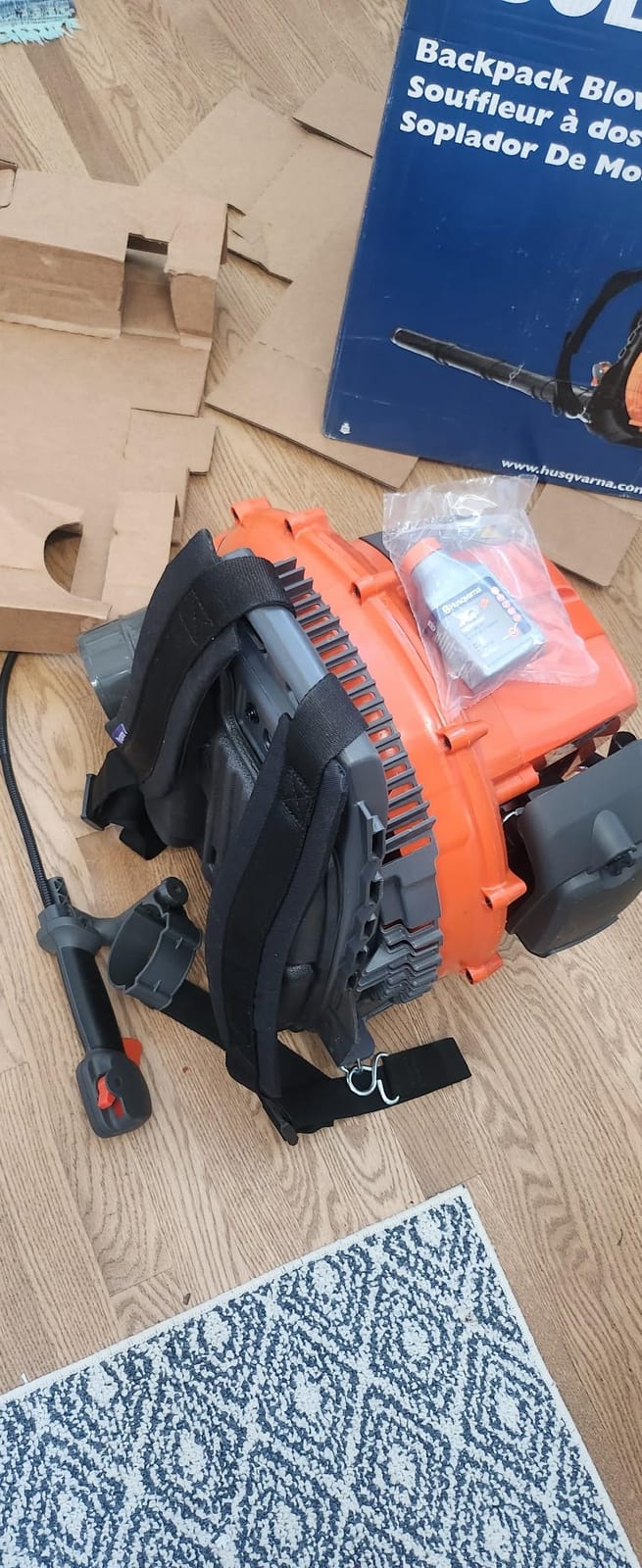 Husqvarna 360BT Gas Leaf Blower, 65.6-cc 3.81-HP 2-Cycle Backpack Leaf Blower with 890-CFM, 232-MPH, 30-N Powerful Clearing Performance and Load-Reducing Harness customer photo 2