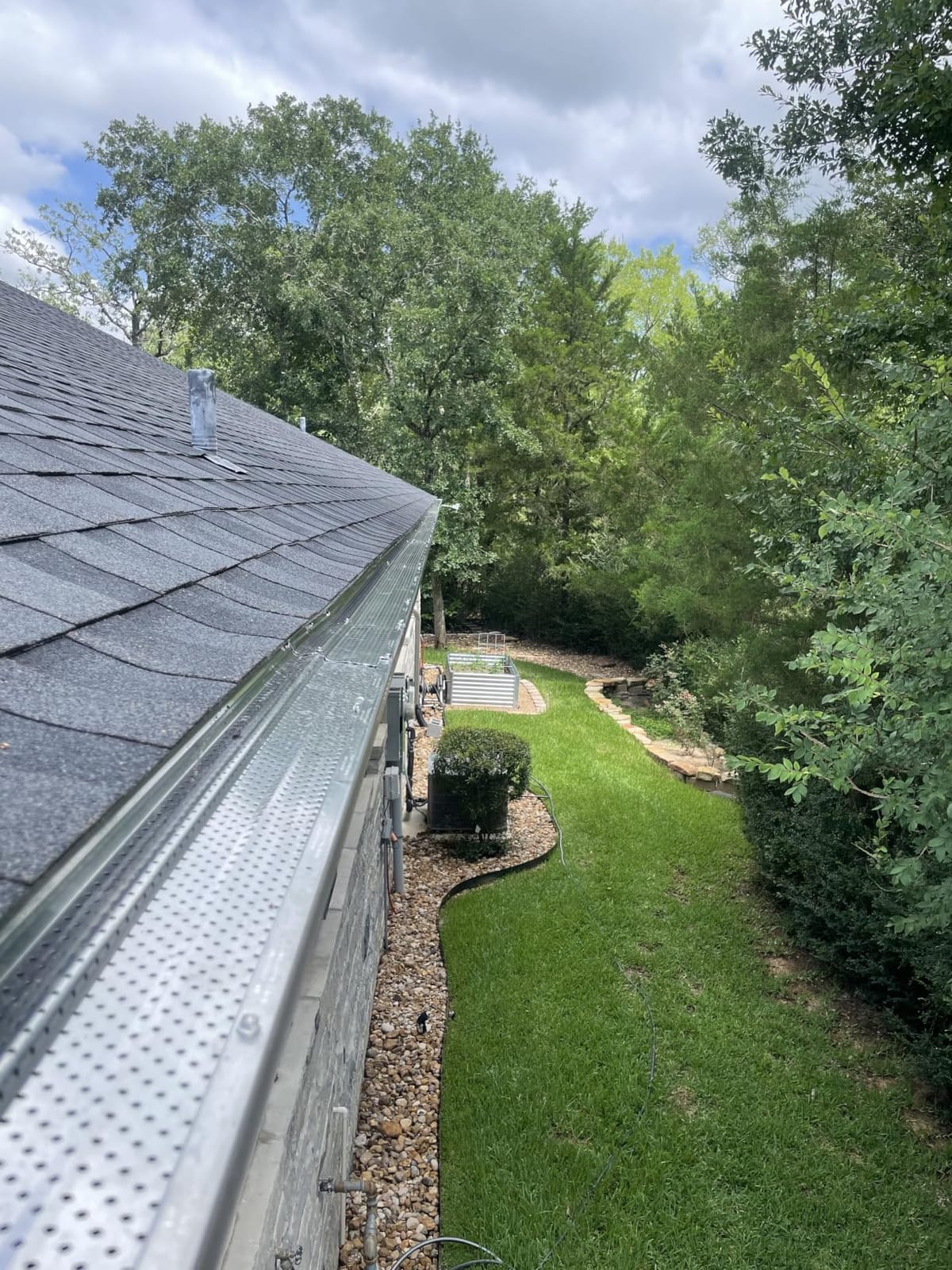 A-M Gutter Guard - (5