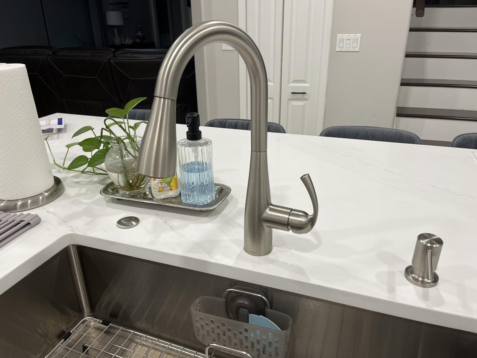 Moen Essie Chrome MotionSense Wave One-Handle Touchless Kitchen Faucet with Pulldown Sprayer and Soap Dispenser, 87014EWC customer photo 1