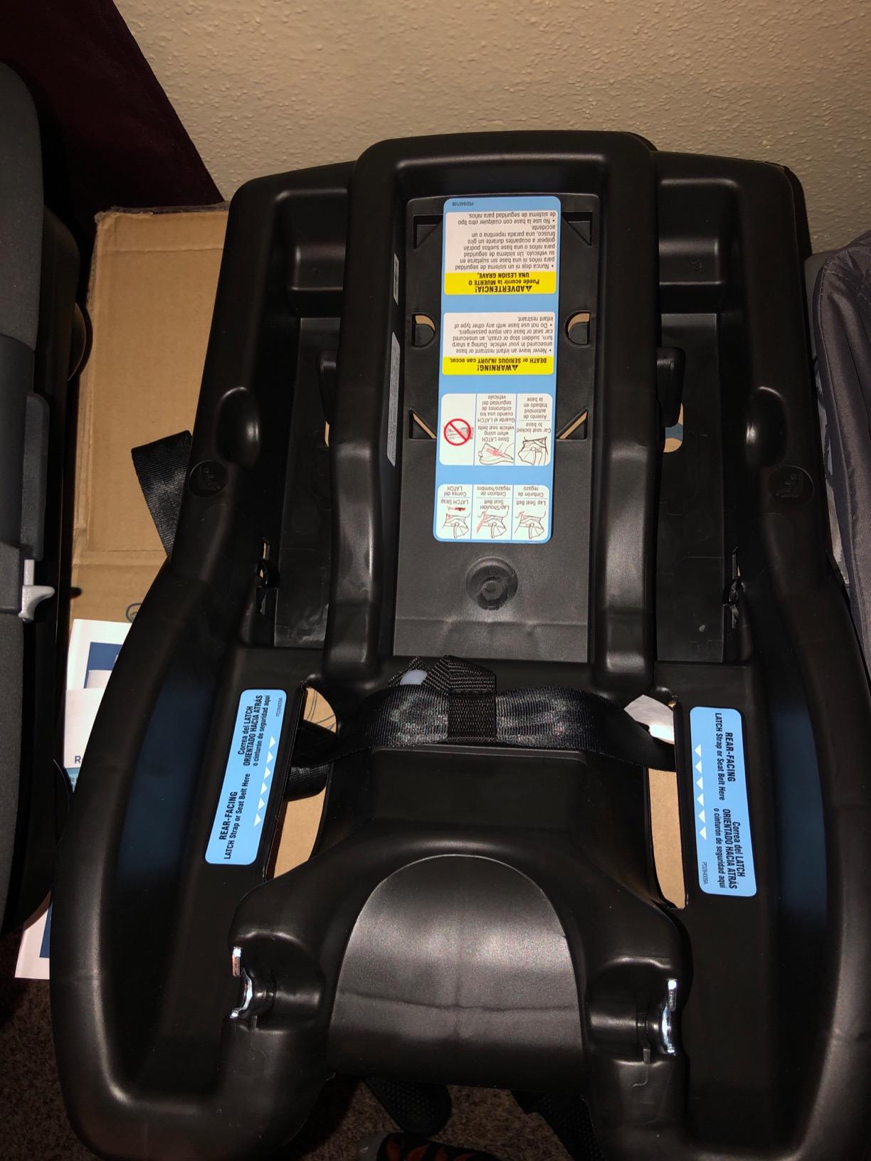 Graco Verb Travel System | Includes Verb Stroller and SnugRide 30 Infant Car Seat, Merrick | Stroller and Carseat Combo customer photo 1
